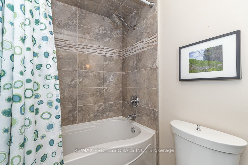 2604 Barrisdale Court Property Photo 33