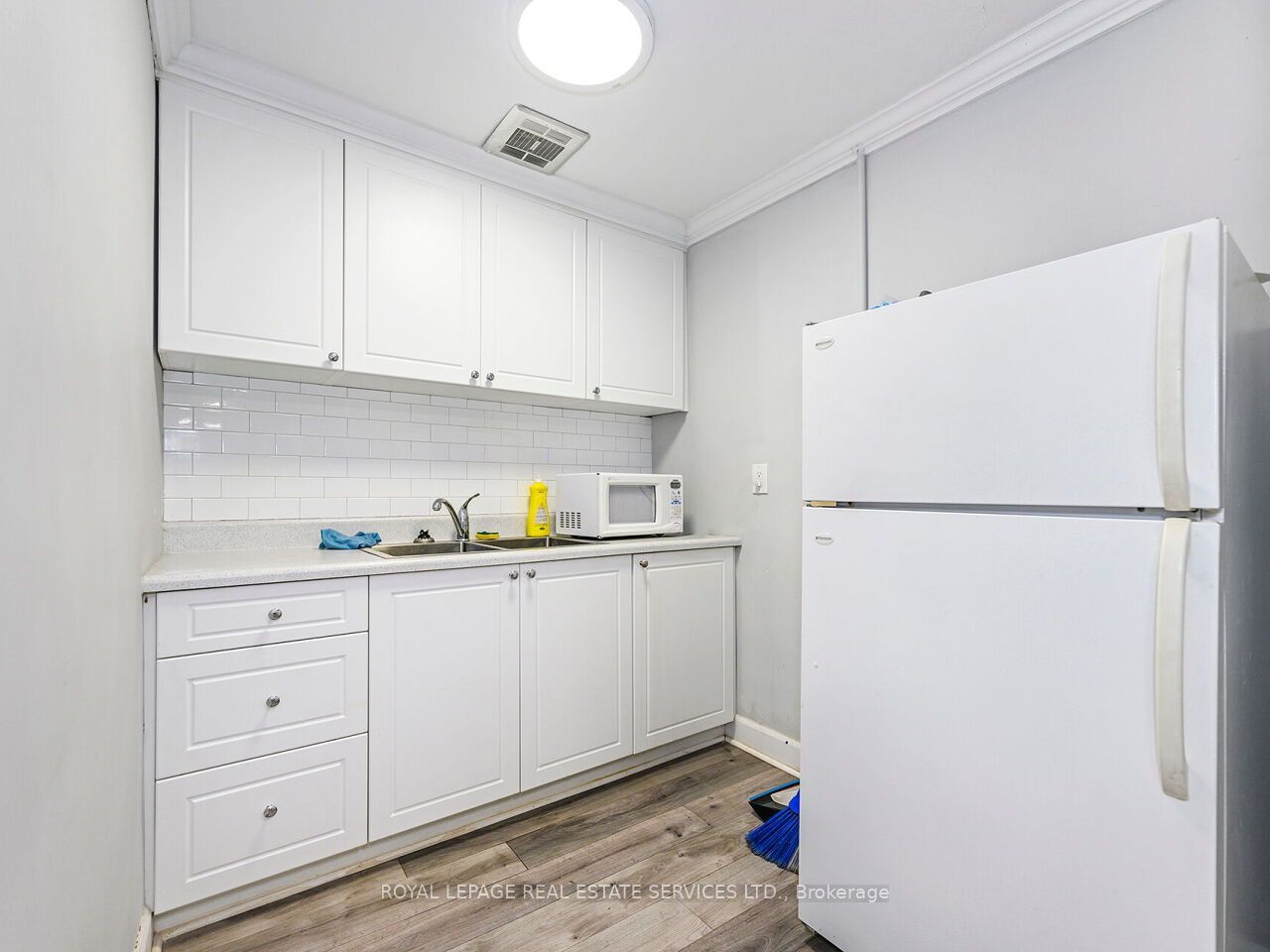 3120 Kirwin Avenue 1109 Property Photo 28