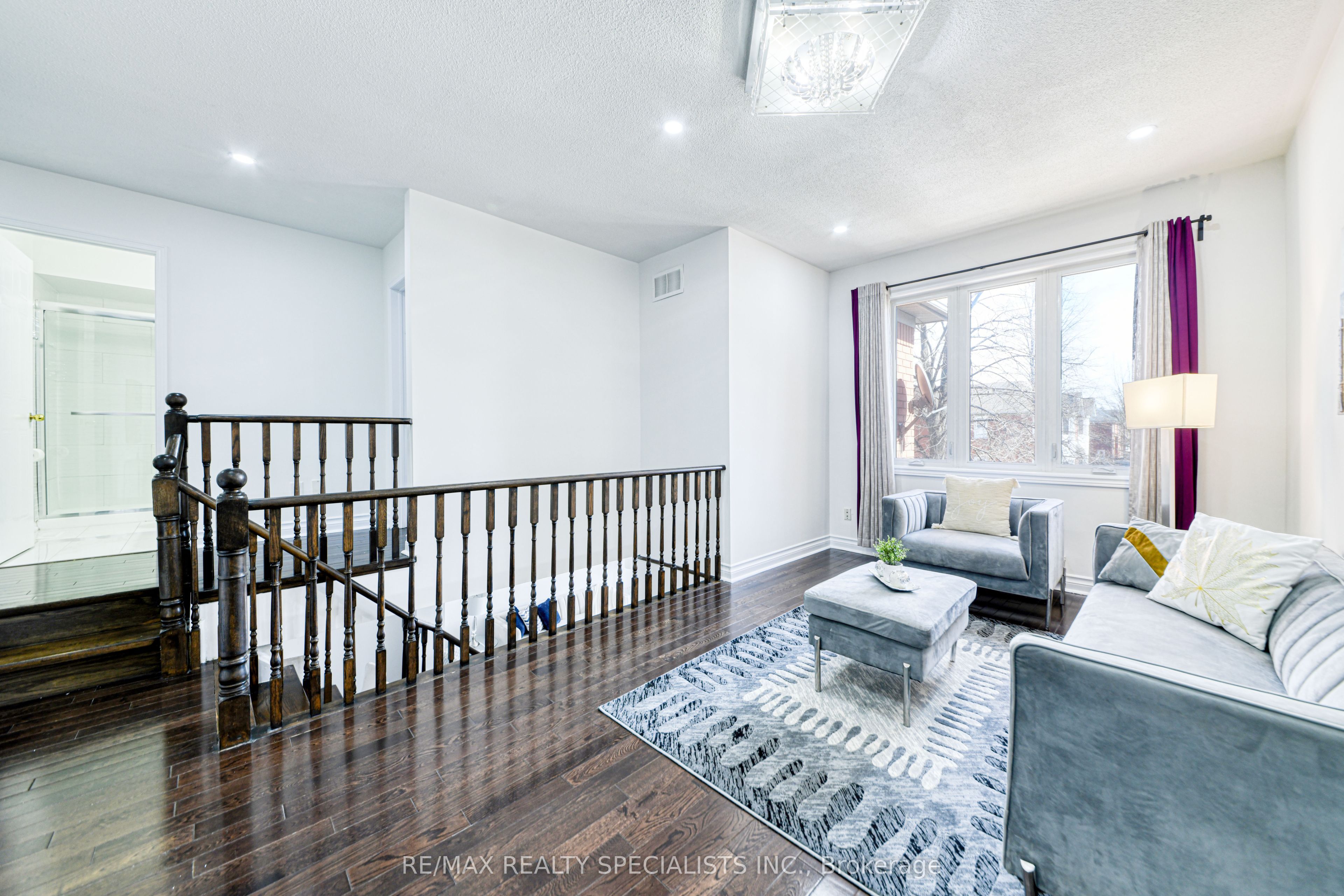 35 Softneedle Avenue Property Photo 9