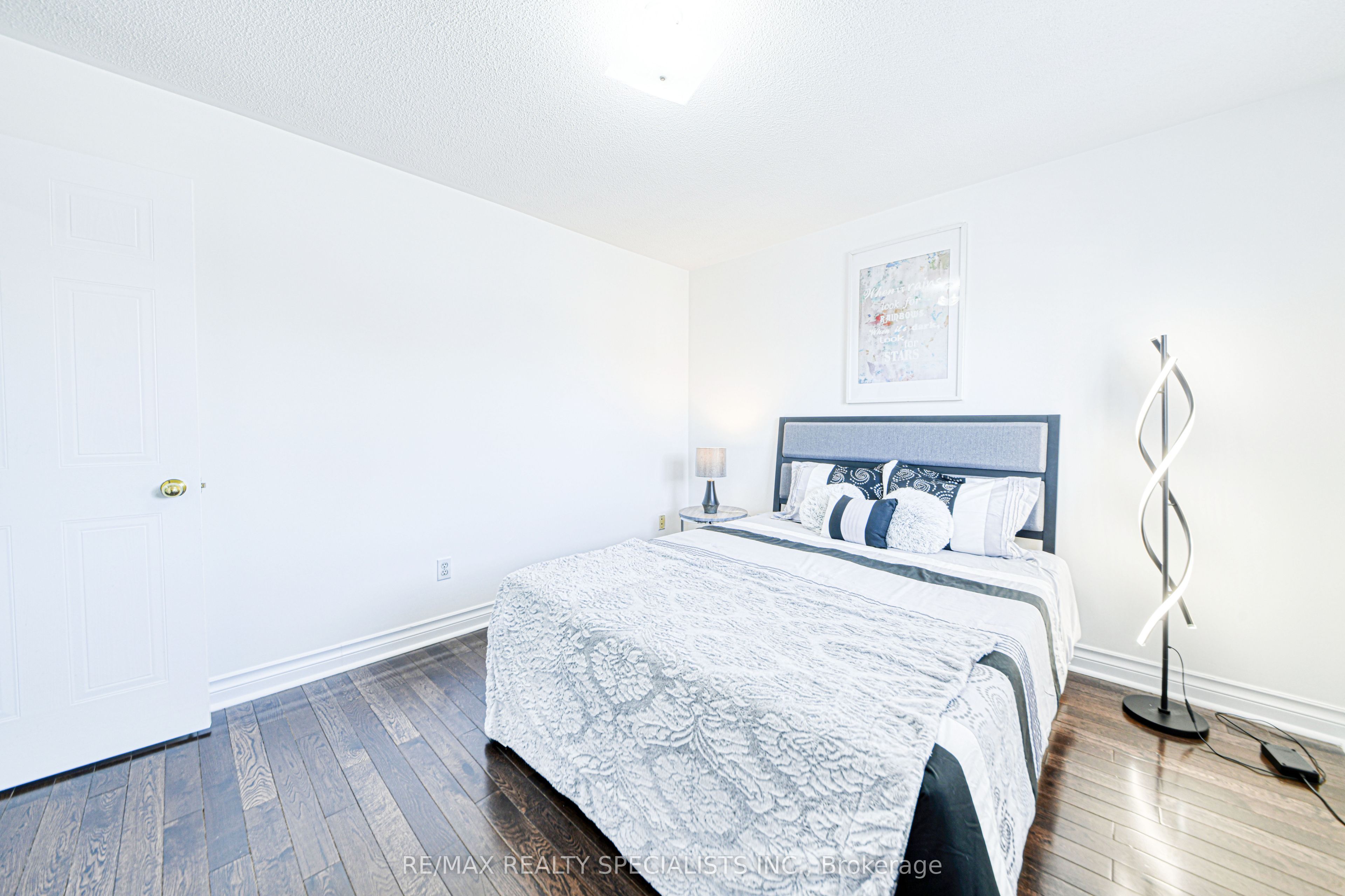 35 Softneedle Avenue Property Photo 13