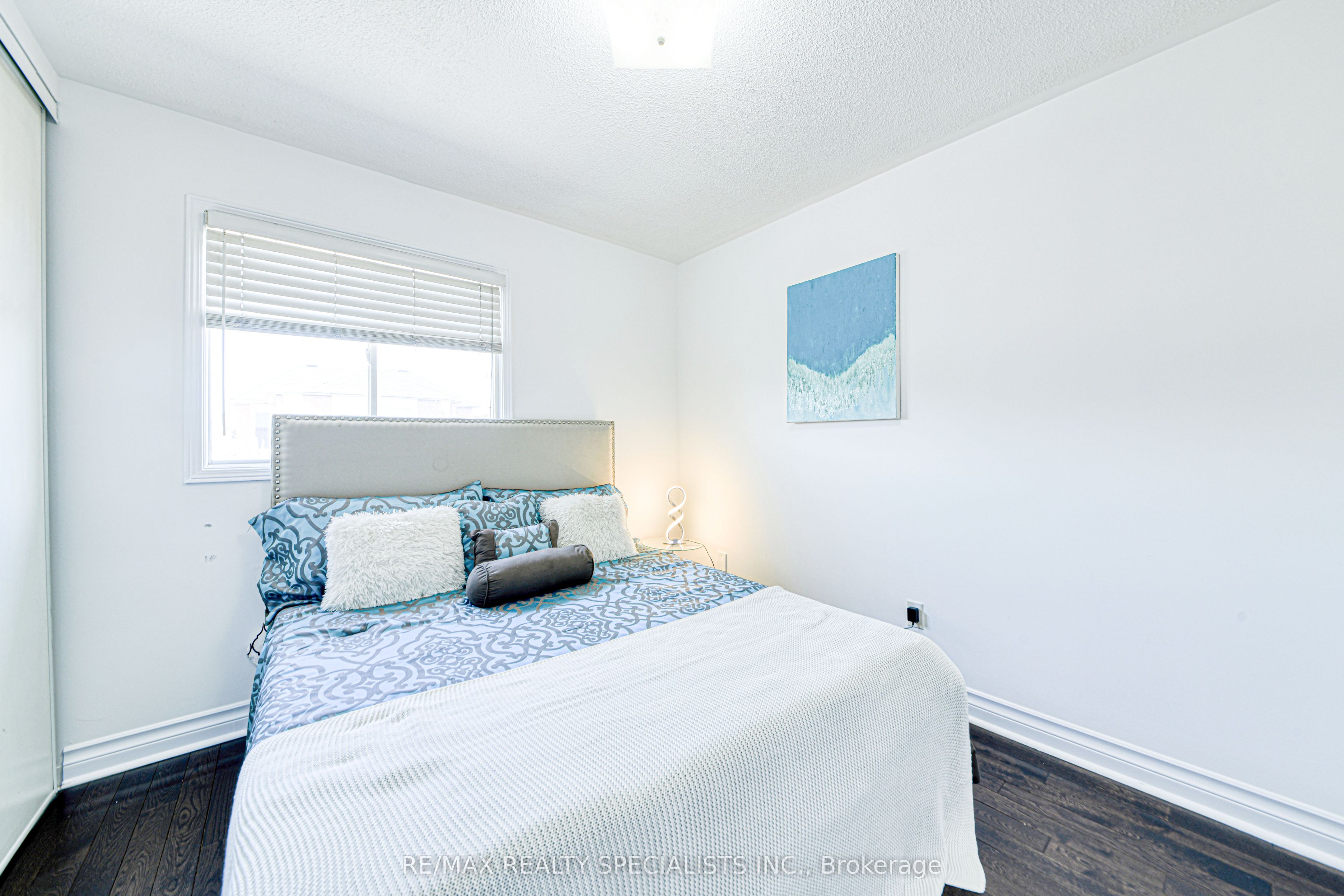 35 Softneedle Avenue Property Photo 15