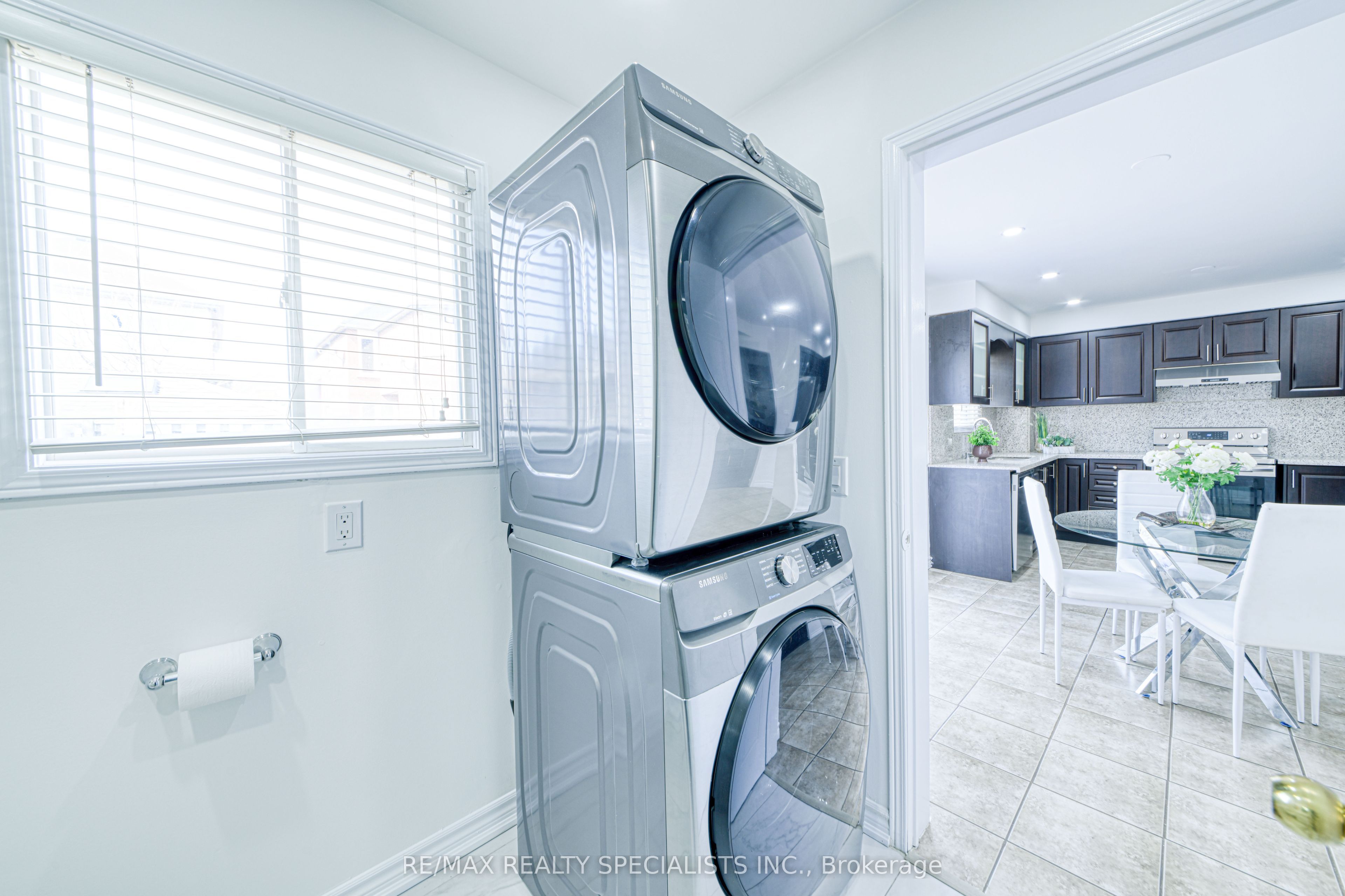 35 Softneedle Avenue Property Photo 16