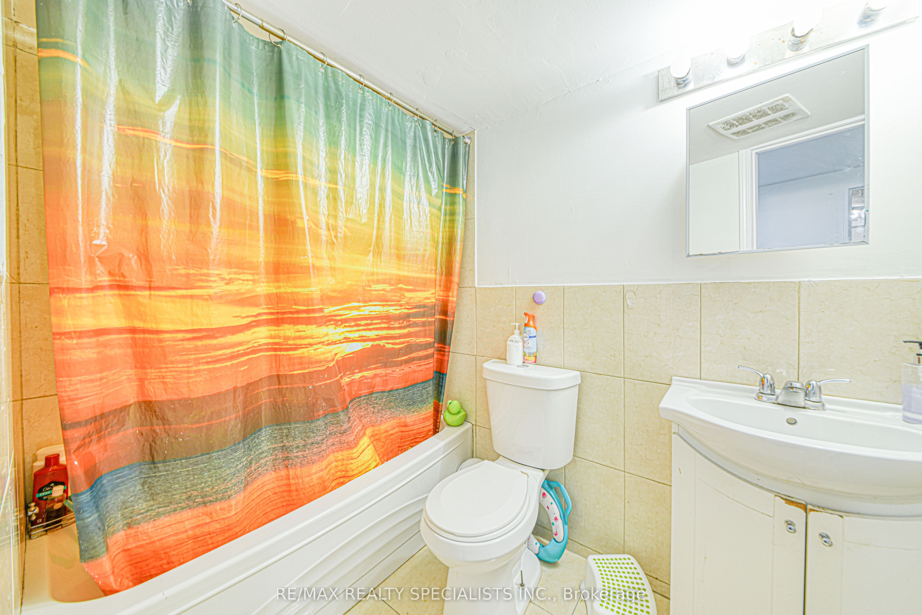 35 Softneedle Avenue Property Photo 18