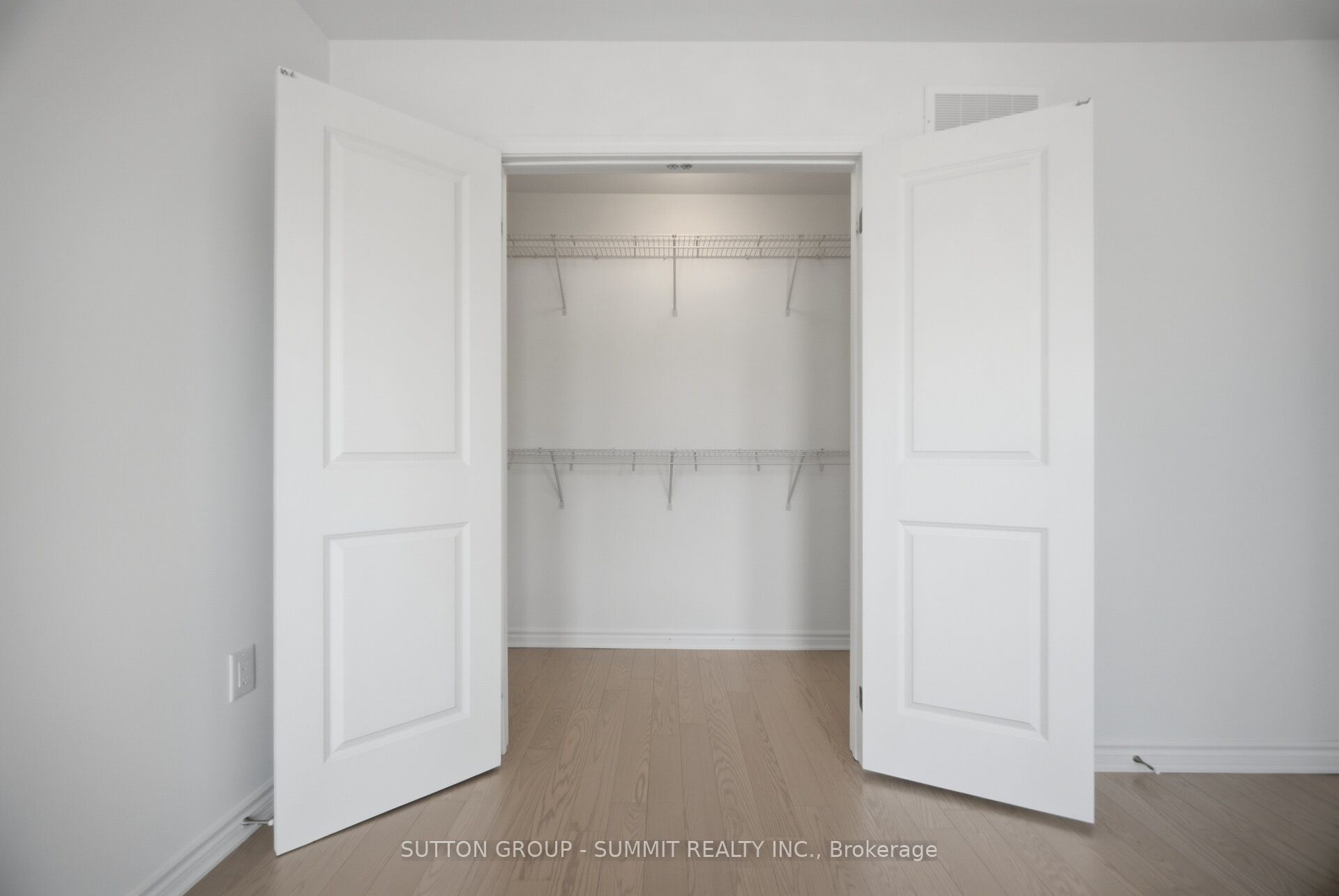 5206 Viola Desmond Drive Property Photo 19