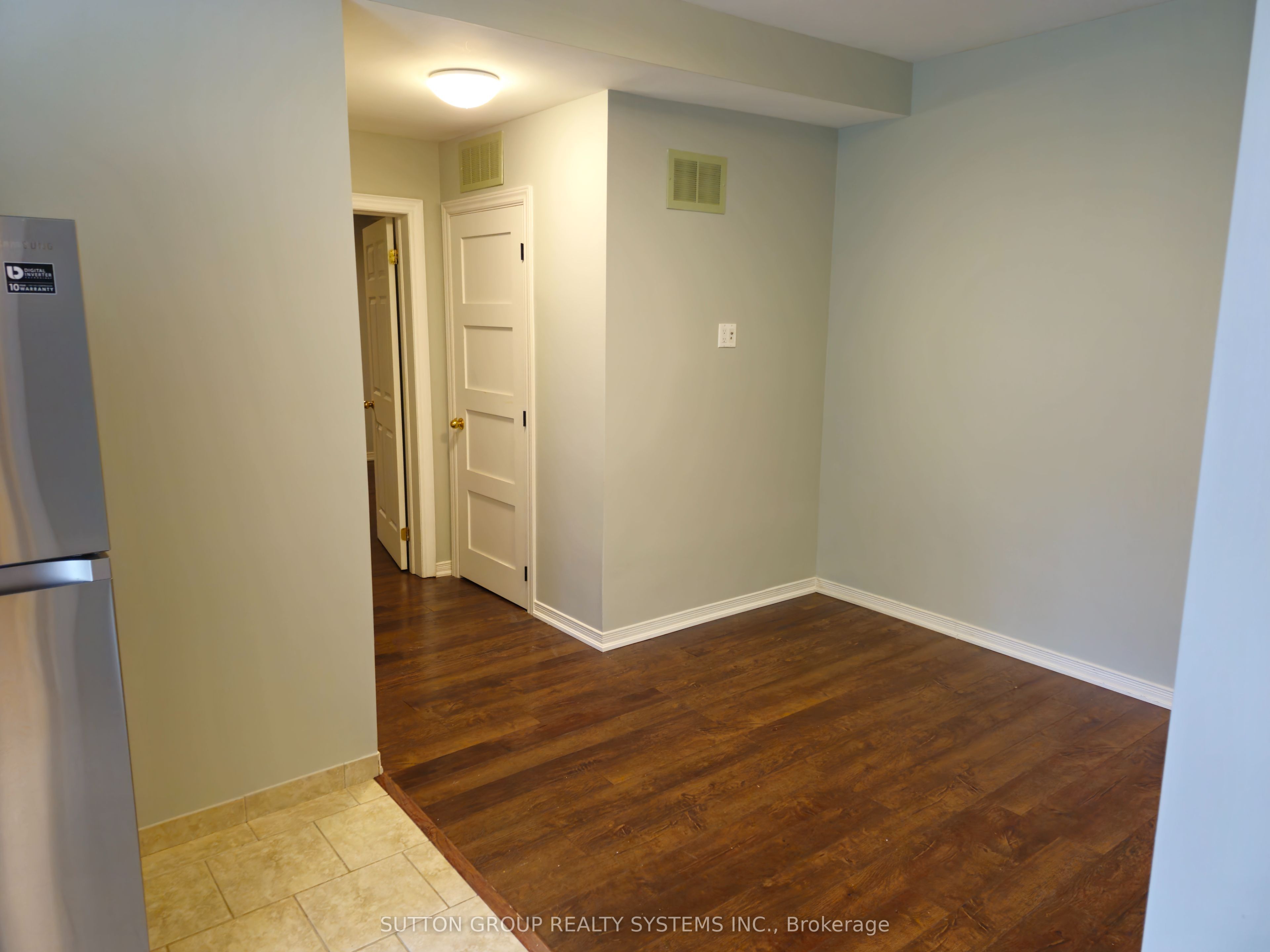 8879 Heritage Road Main Level Property Photo 6