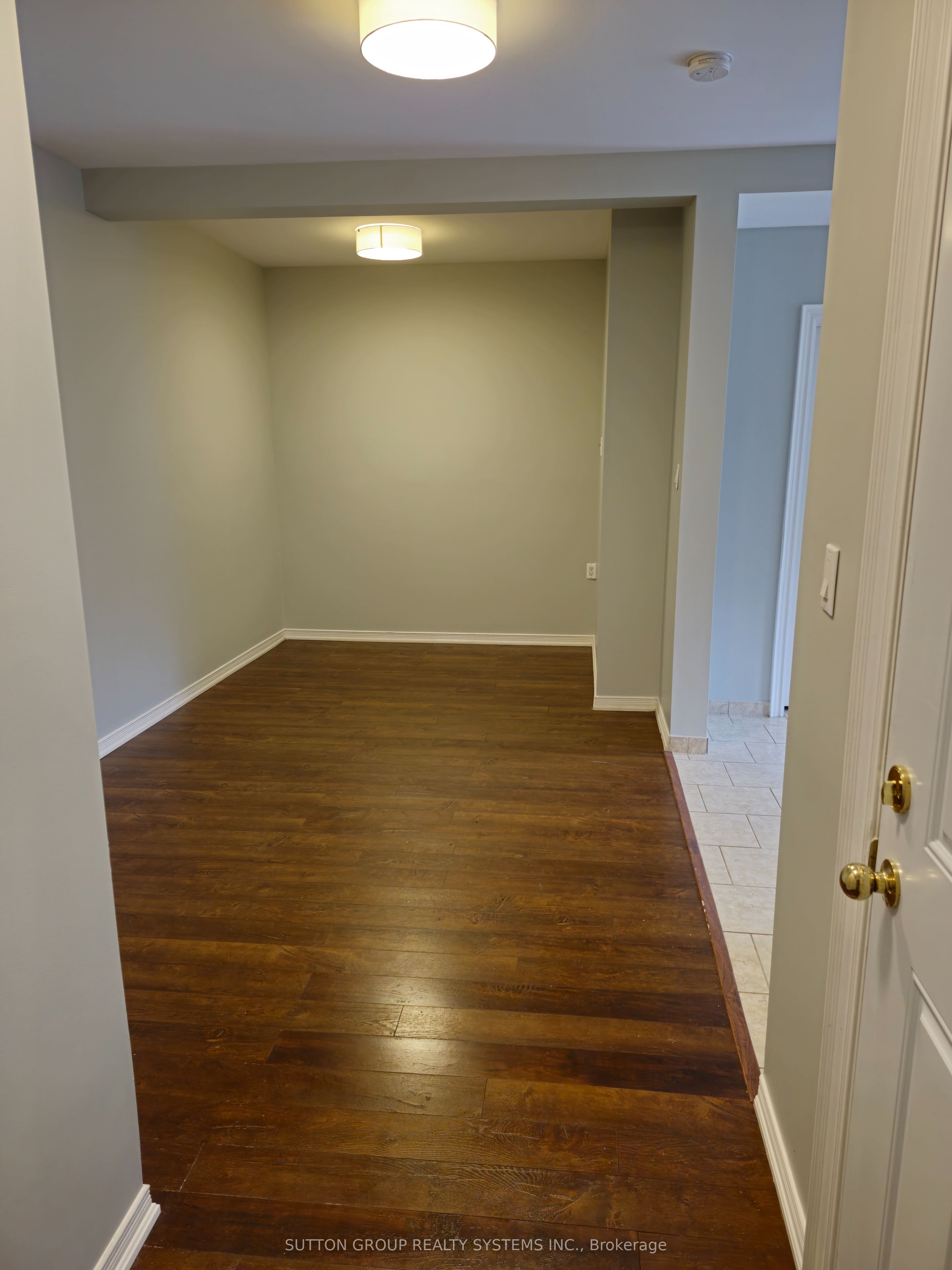 8879 Heritage Road Main Level Property Photo 7