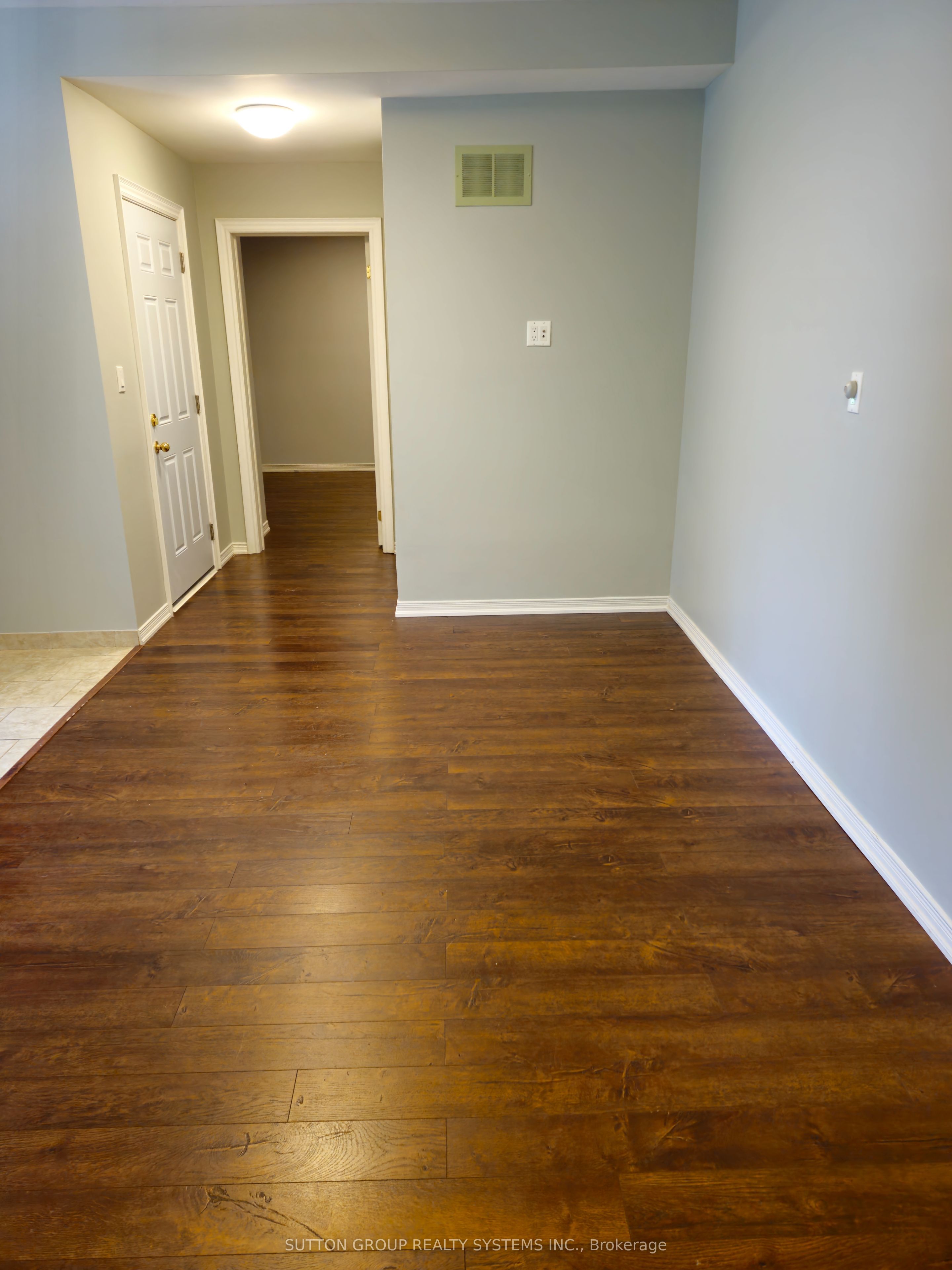 8879 Heritage Road Main Level Property Photo 8