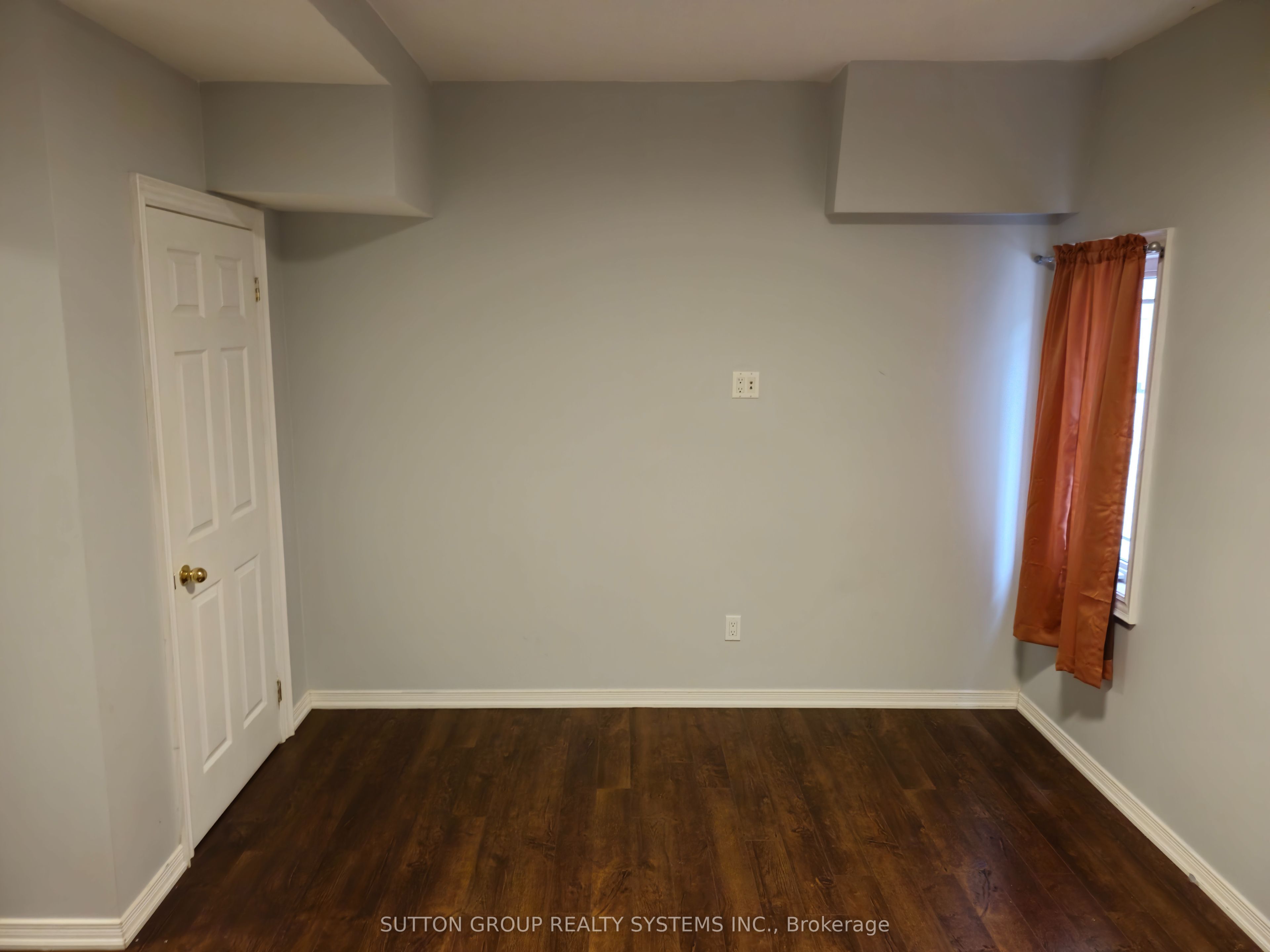 8879 Heritage Road Main Level Property Photo 14