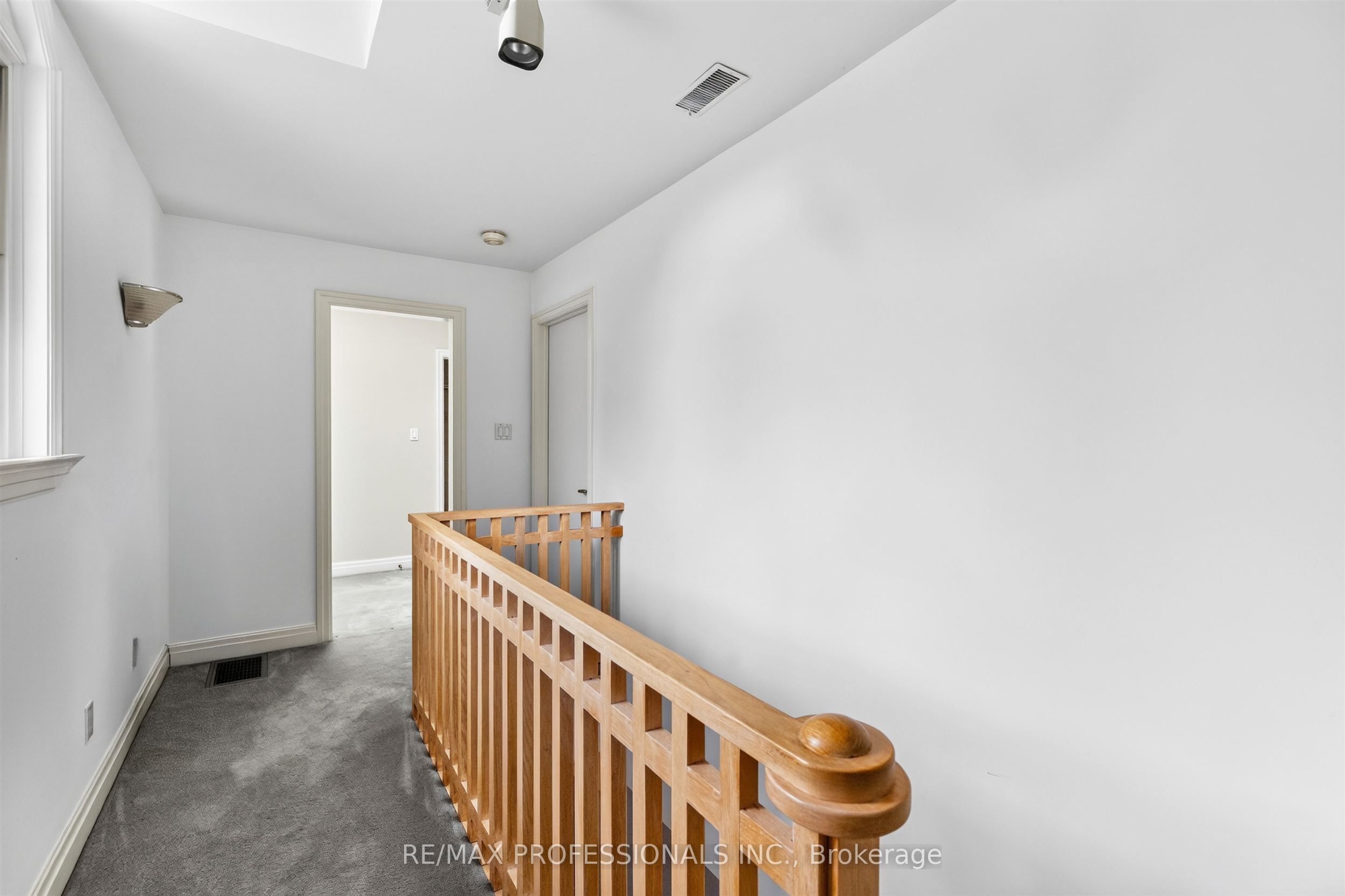 89 Valecrest Drive Property Photo 16