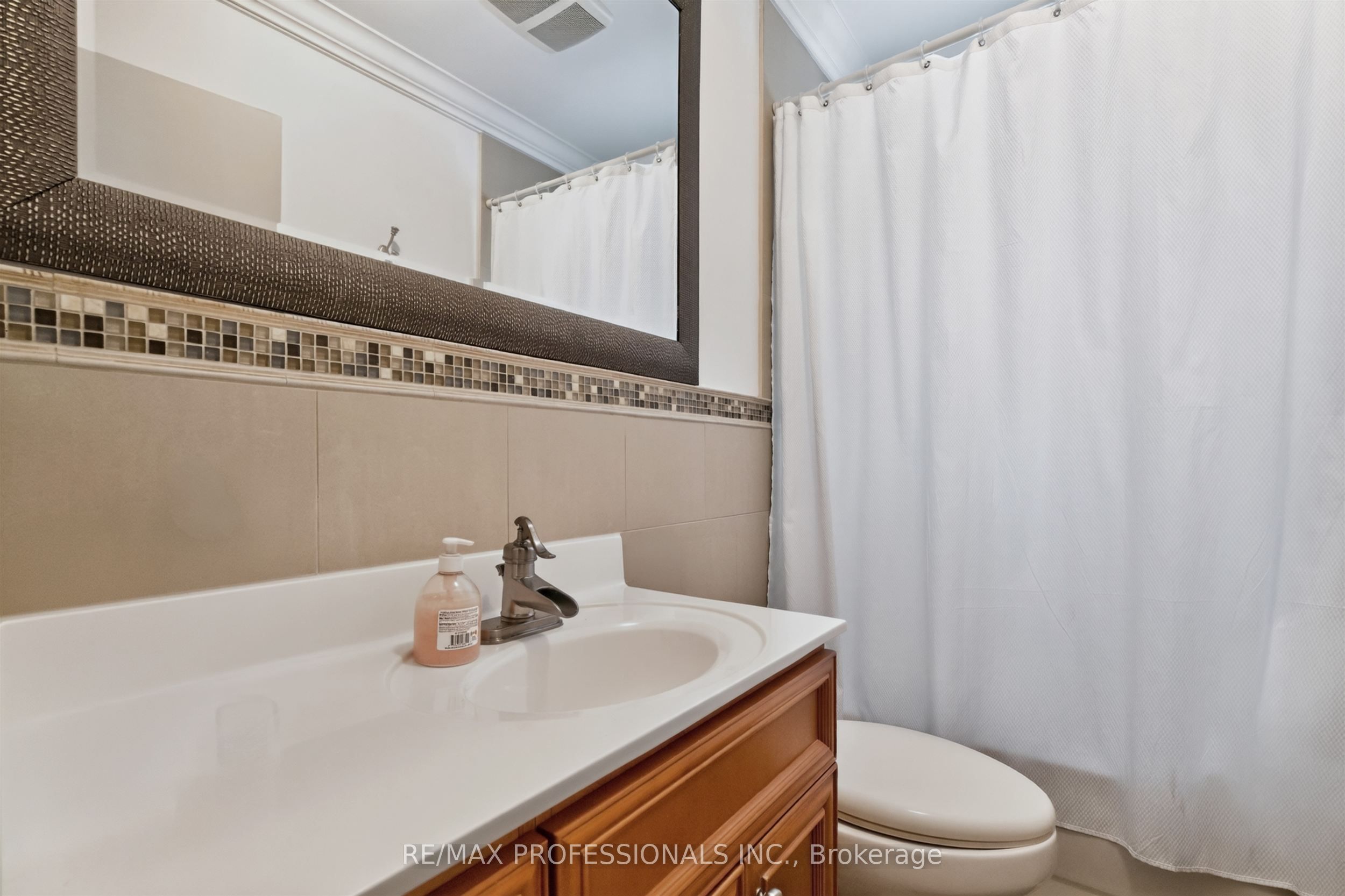 89 Valecrest Drive Property Photo 17