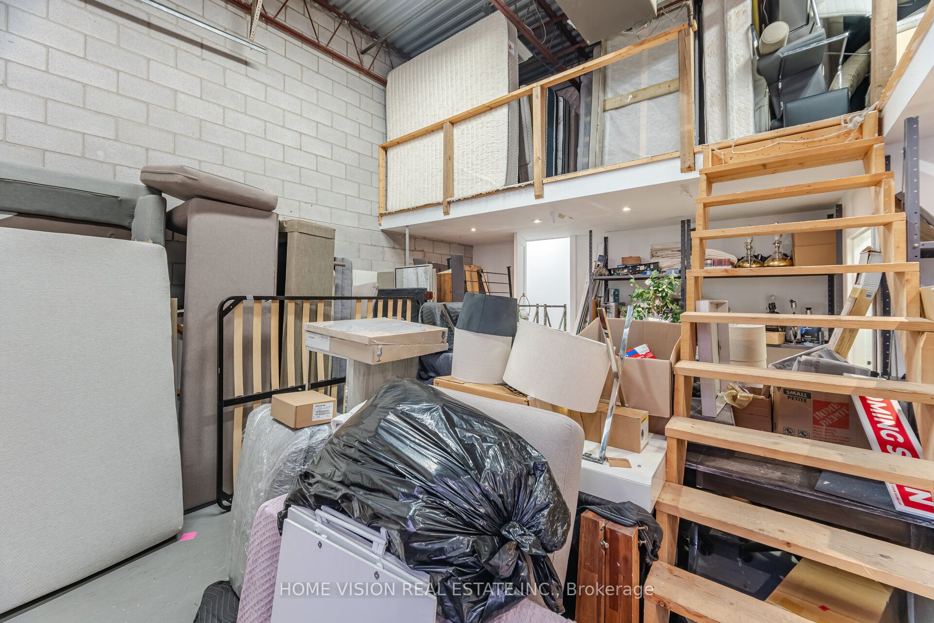 315 Traders Boulevard E 11 Property Photo 29