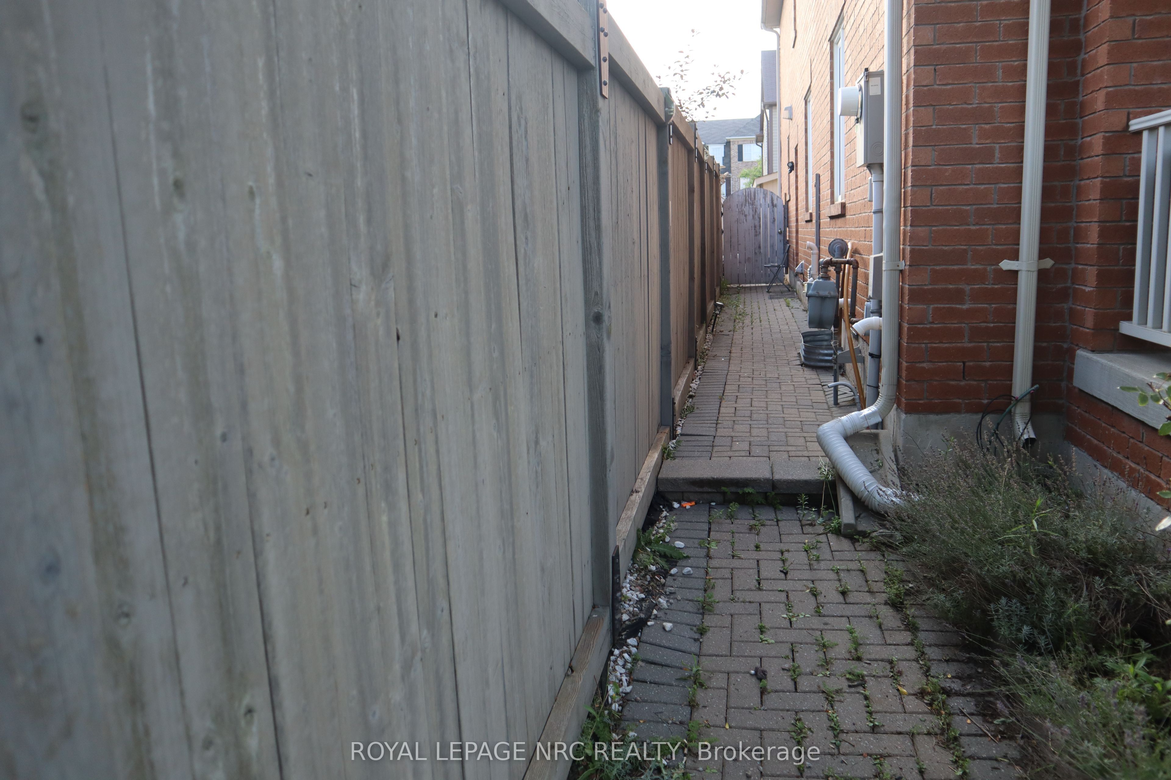 28 Dulverton Drive Property Photo 4