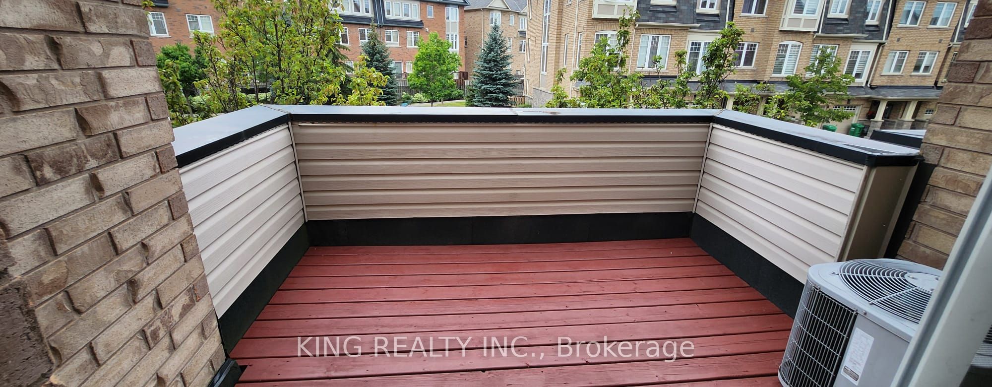86 Magdalene Crescent S Property Photo 38