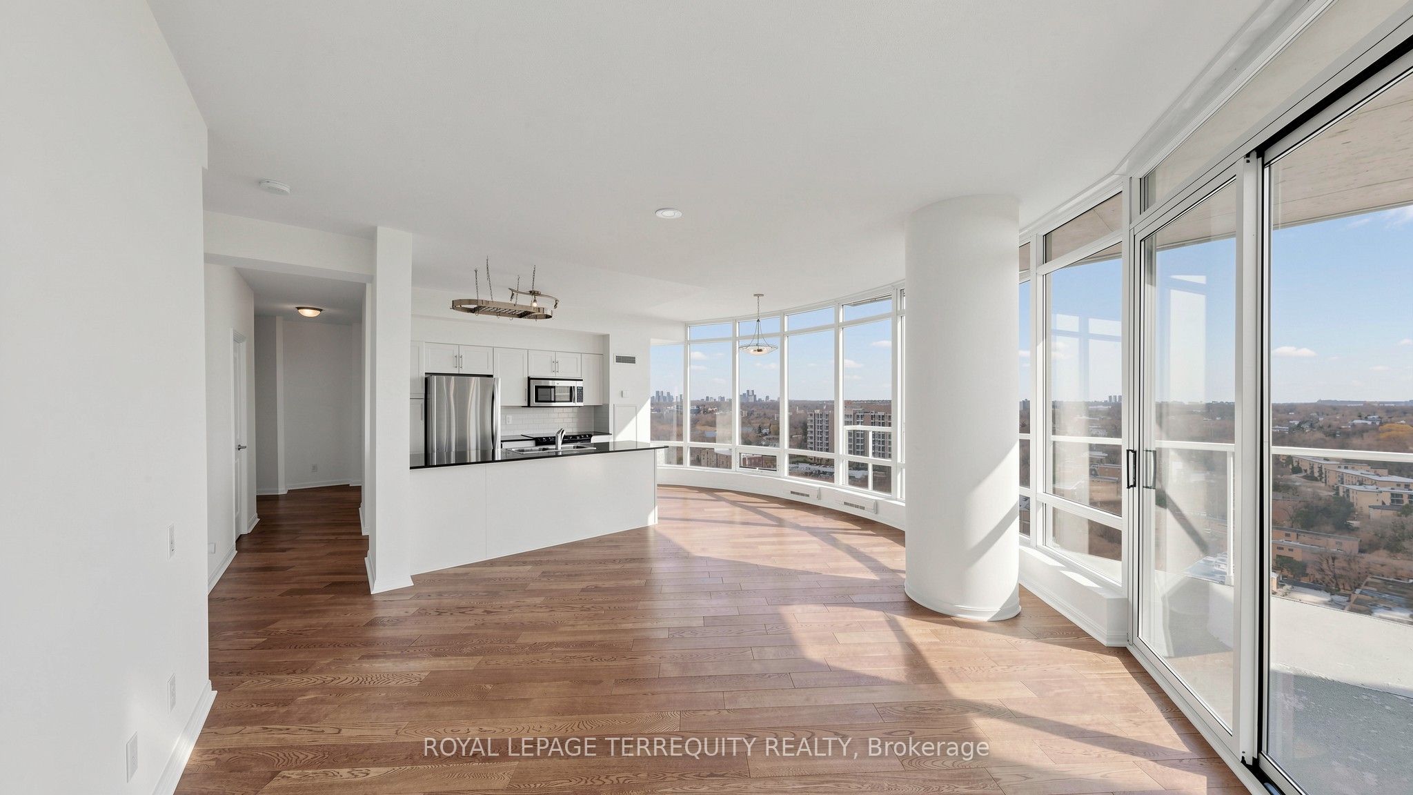 15 Windermere Avenue 2205 Property Photo 6
