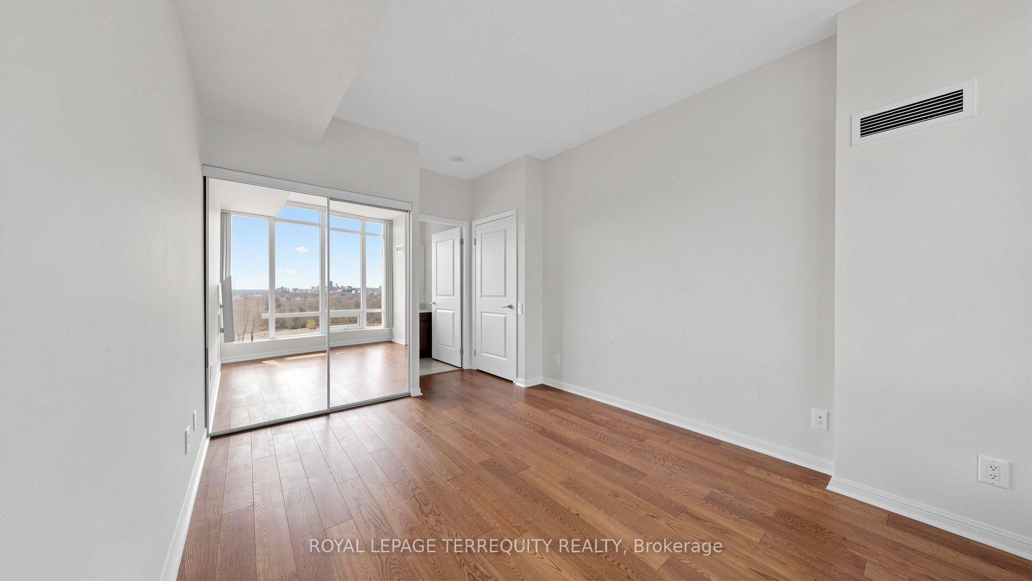 15 Windermere Avenue 2205 Property Photo 16