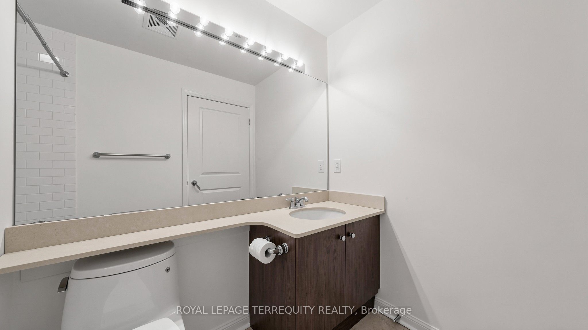 15 Windermere Avenue 2205 Property Photo 18