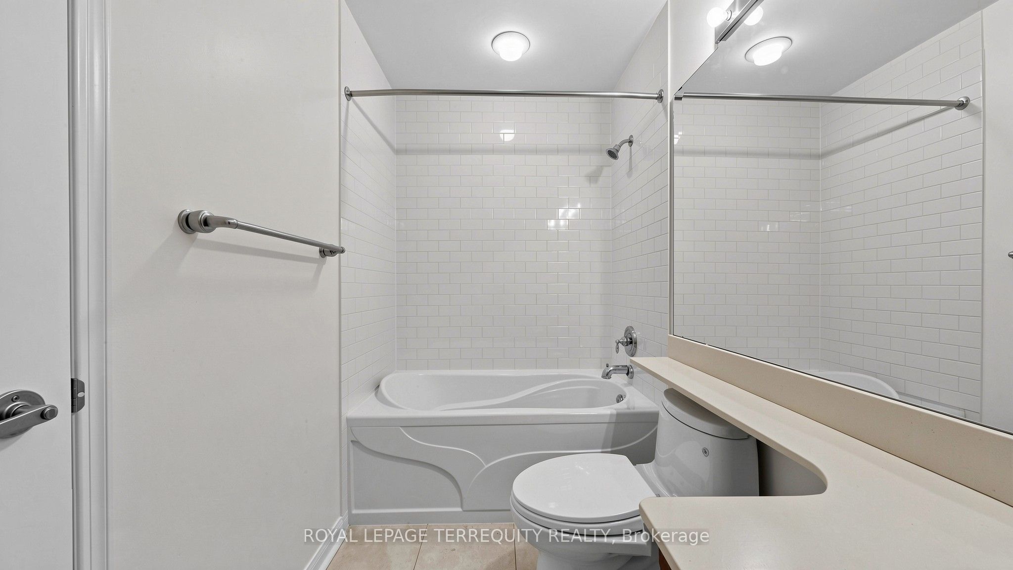 15 Windermere Avenue 2205 Property Photo 19
