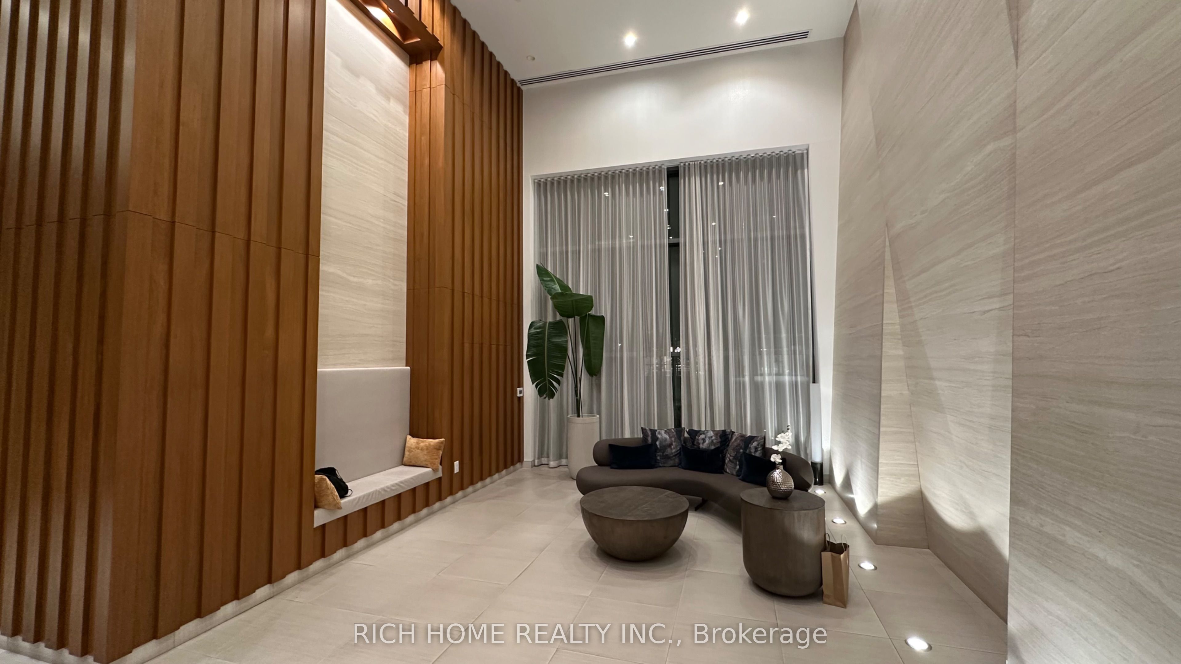 70 Annie Craig Drive 1506 Property Photo 5