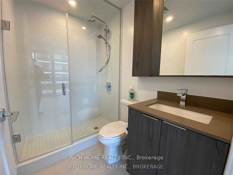 70 Annie Craig Drive 1506 Property Photo 14