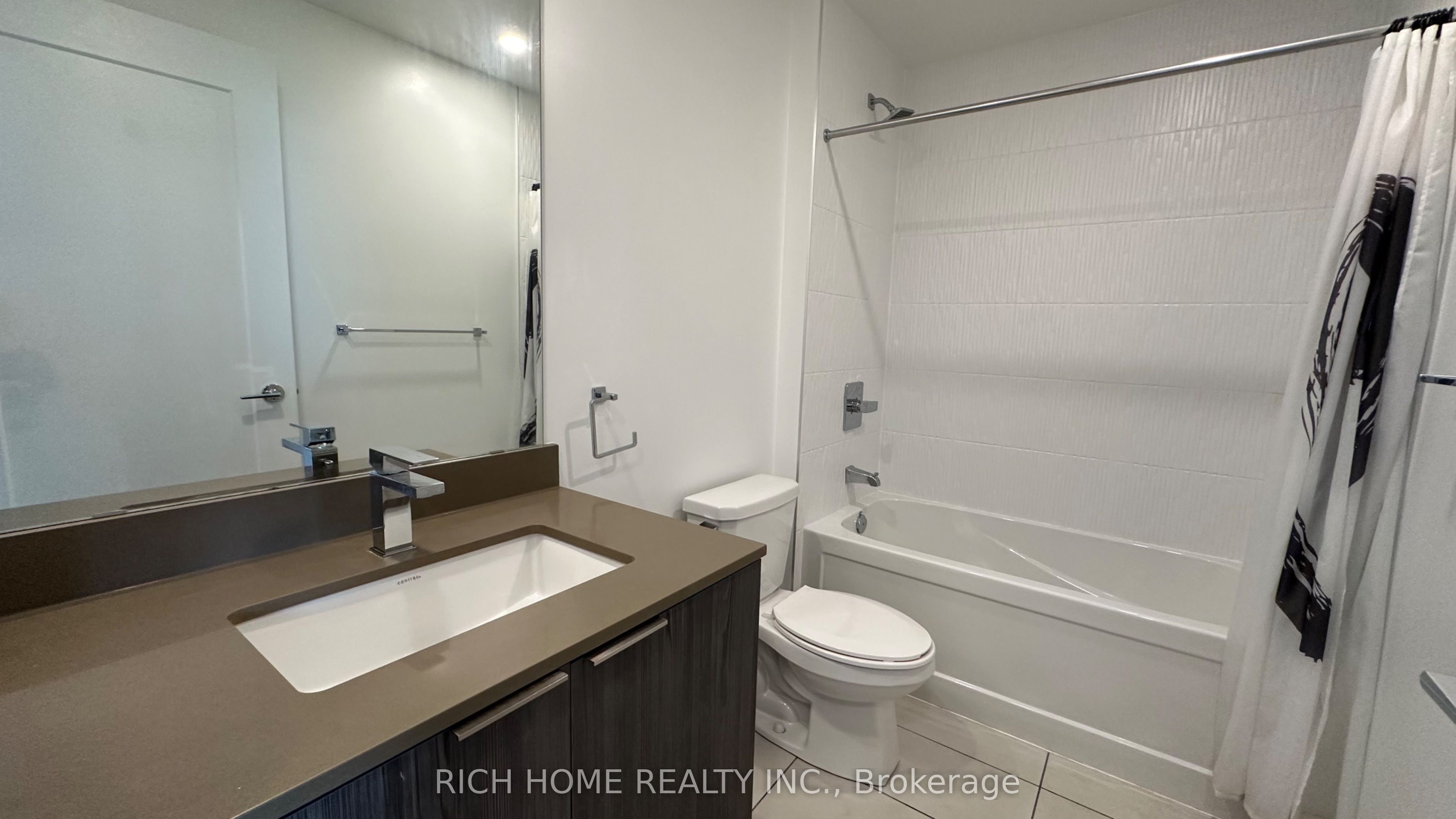 70 Annie Craig Drive 1506 Property Photo 34
