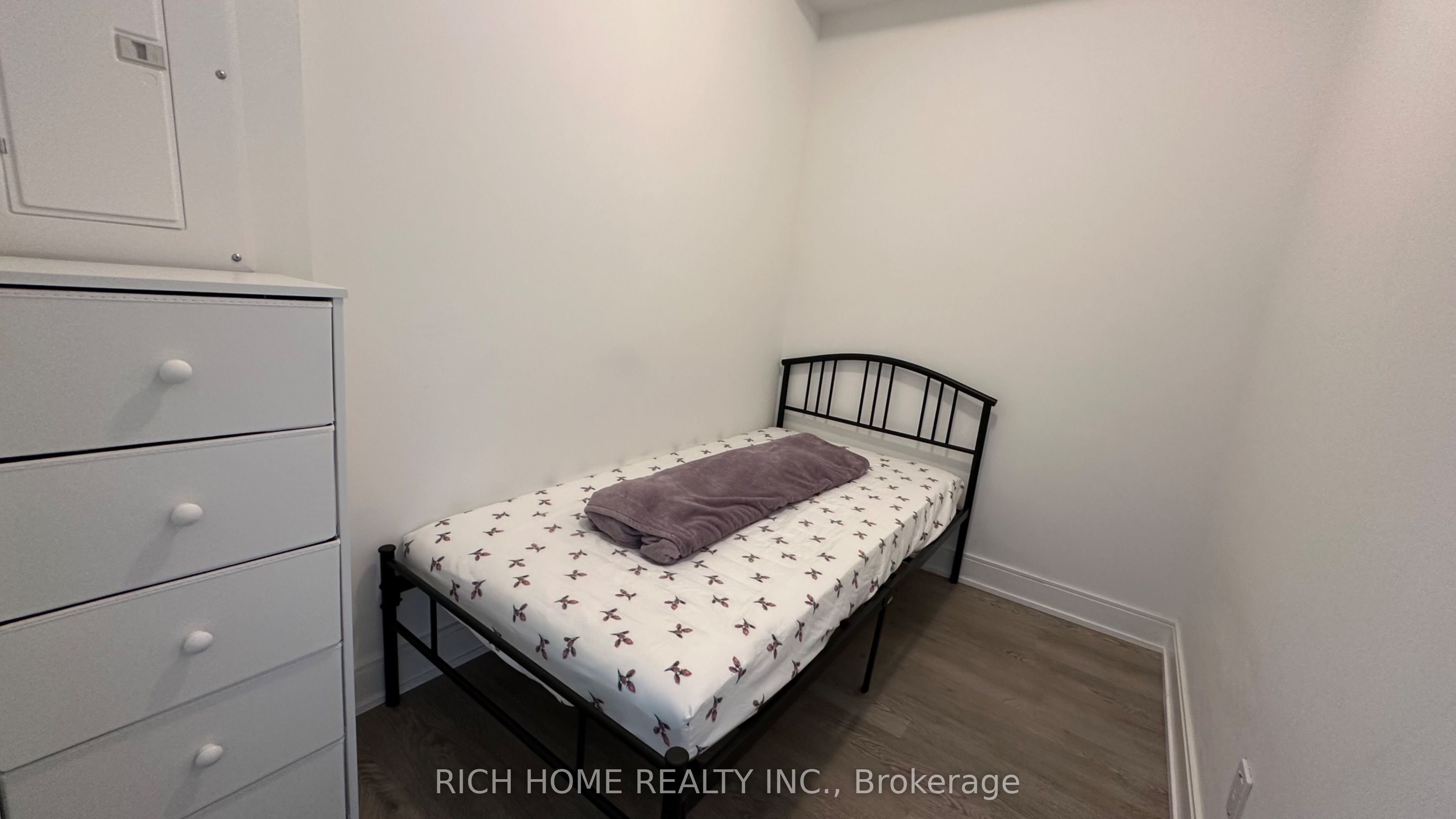 70 Annie Craig Drive 1506 Property Photo 43