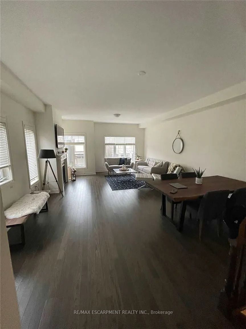 3930 Tufgar Crescent Property Photo 9
