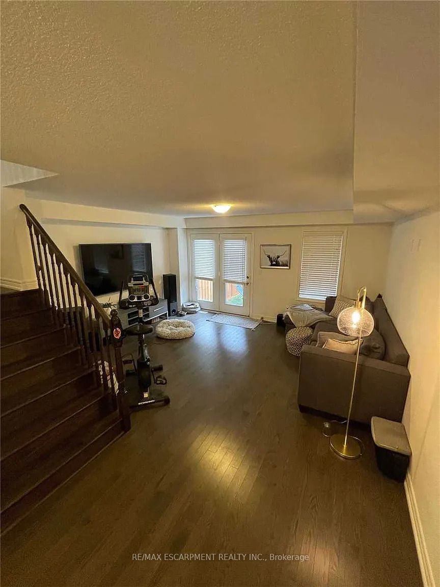 3930 Tufgar Crescent Property Photo 10