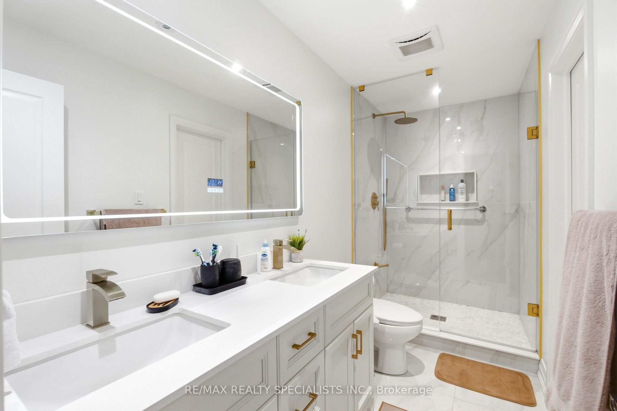 29 Blackthorn Lane Property Photo 20