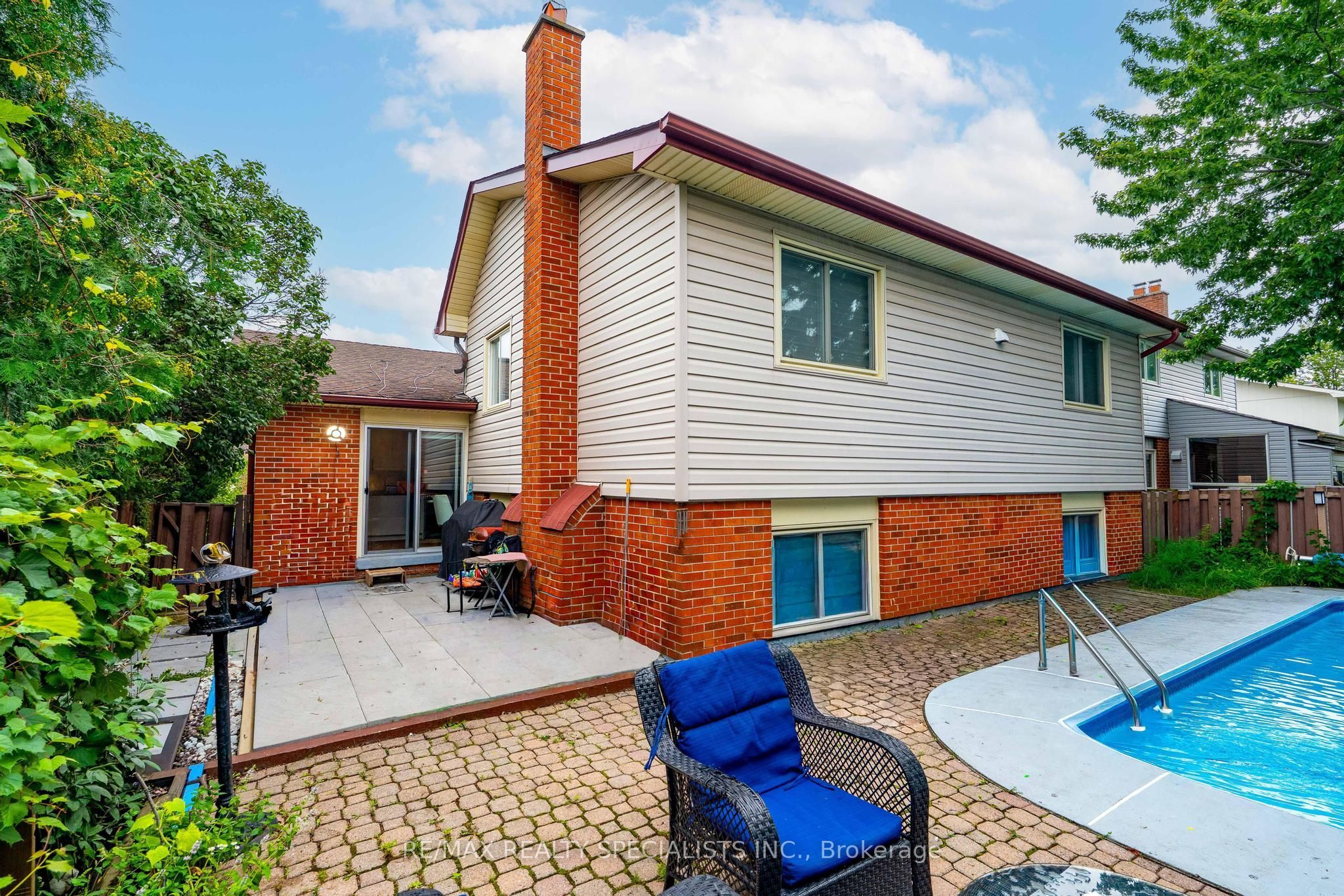 29 Blackthorn Lane Property Photo 33