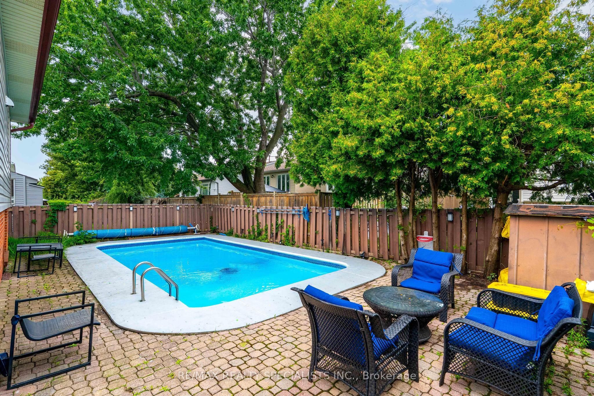 29 Blackthorn Lane Property Photo 34