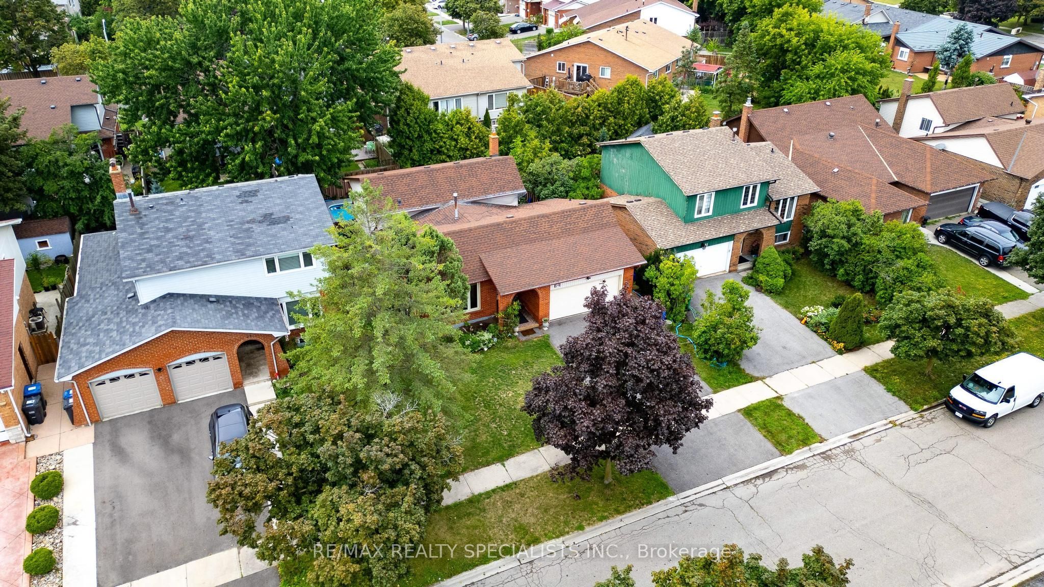 29 Blackthorn Lane Property Photo 40