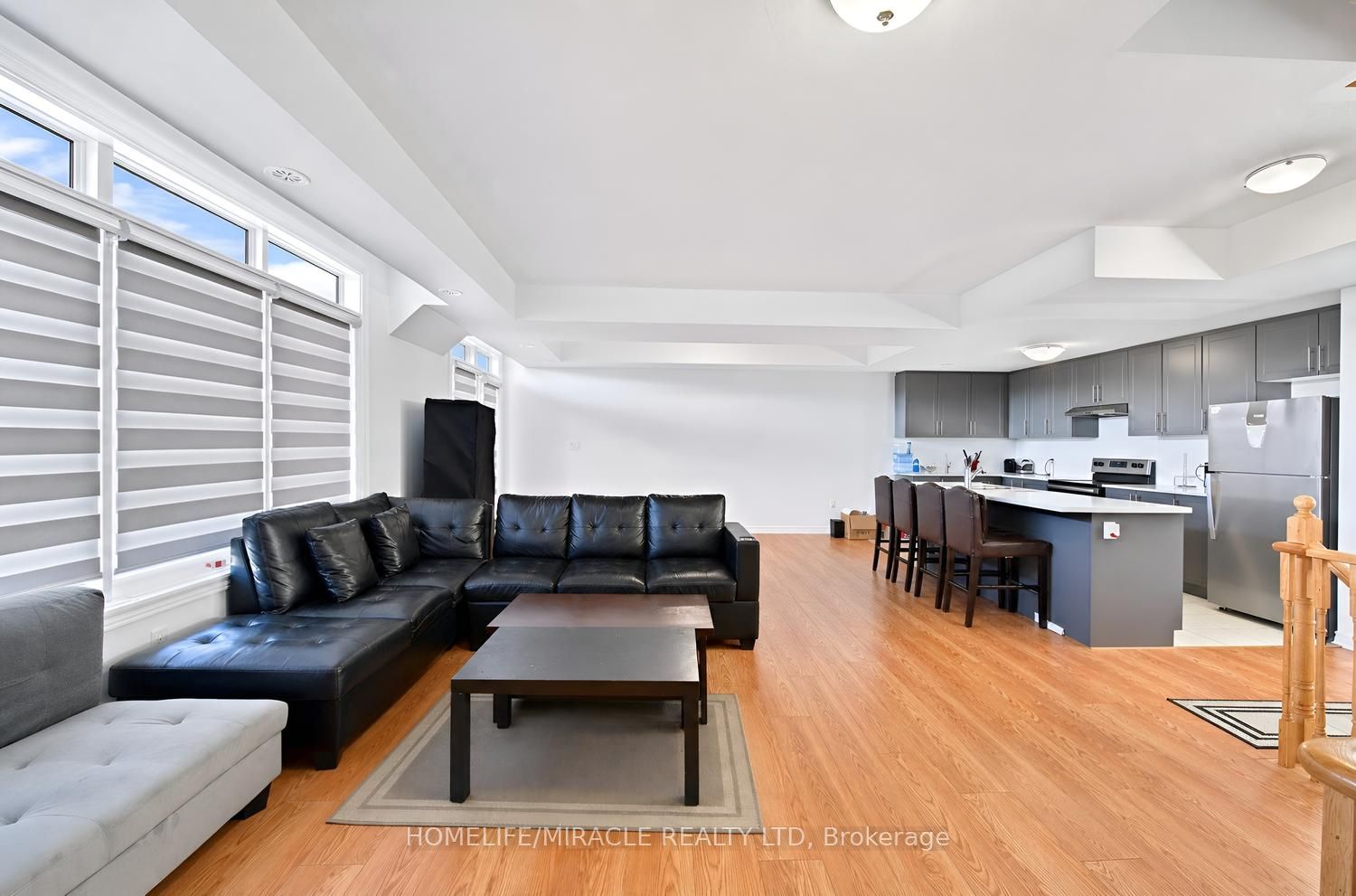 415 Dougall Avenue Property Photo 5