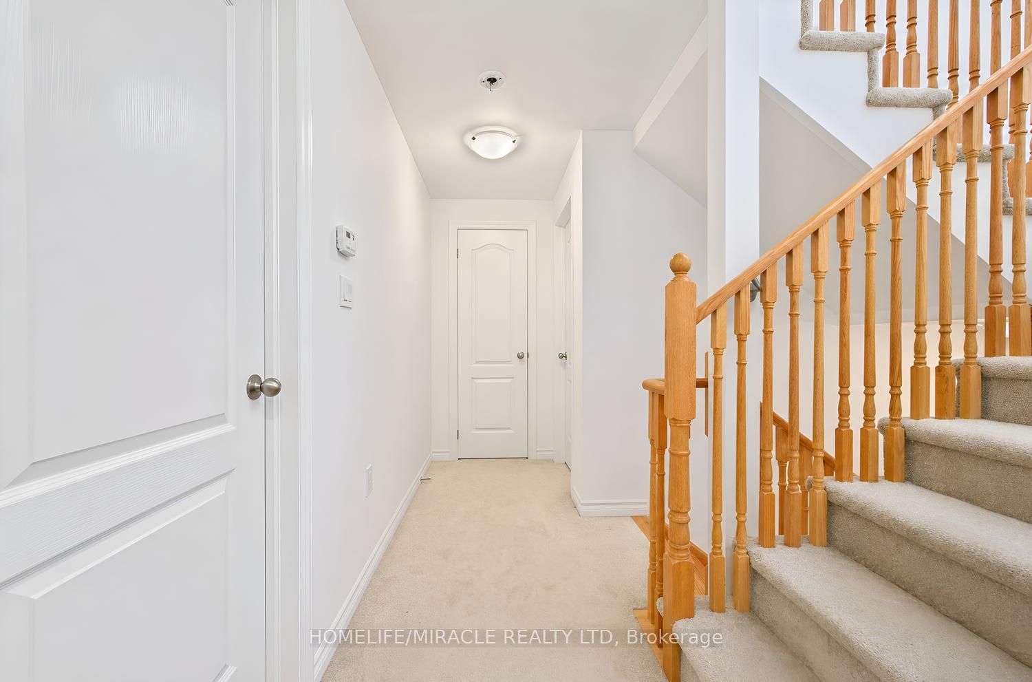415 Dougall Avenue Property Photo 12