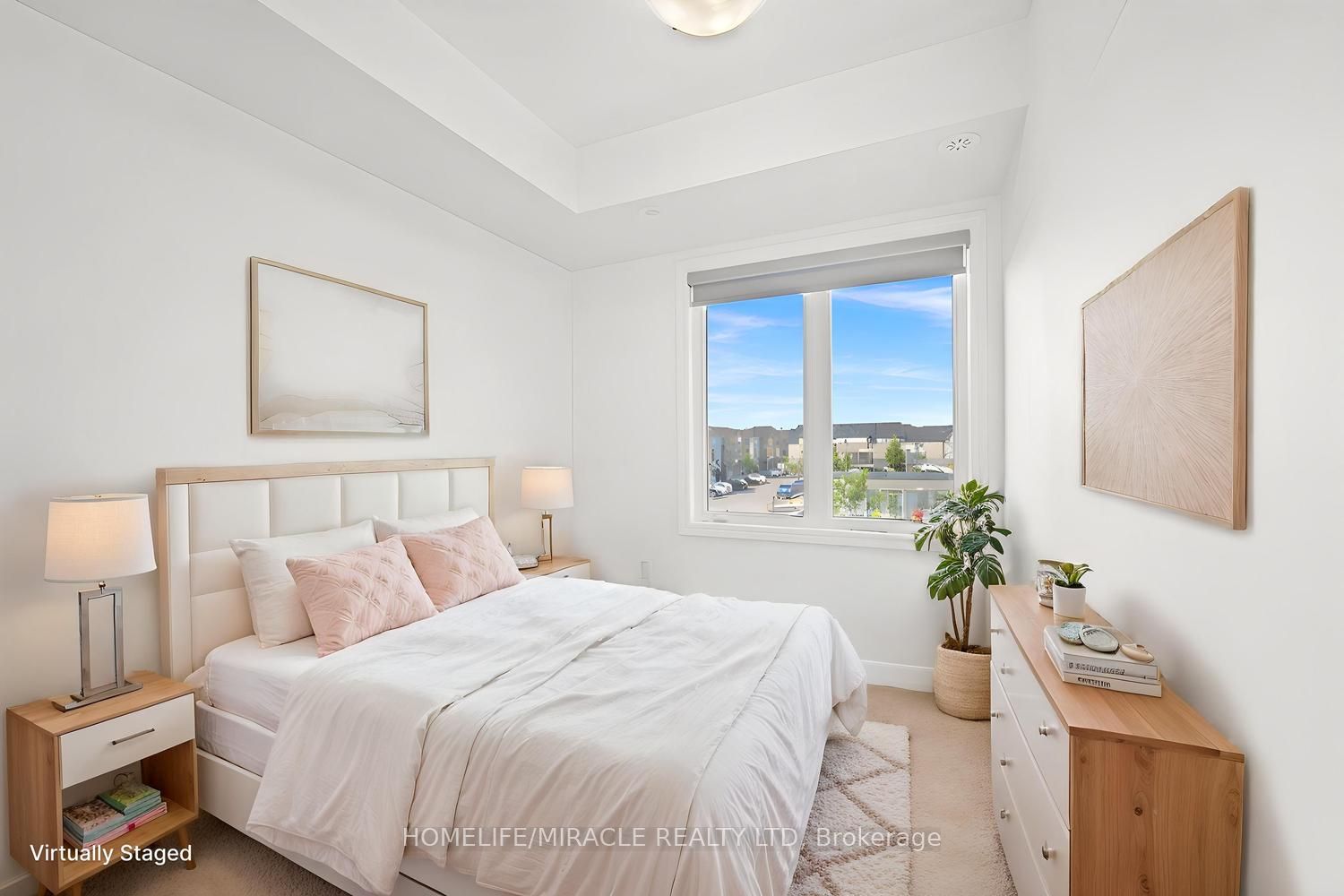 415 Dougall Avenue Property Photo 19