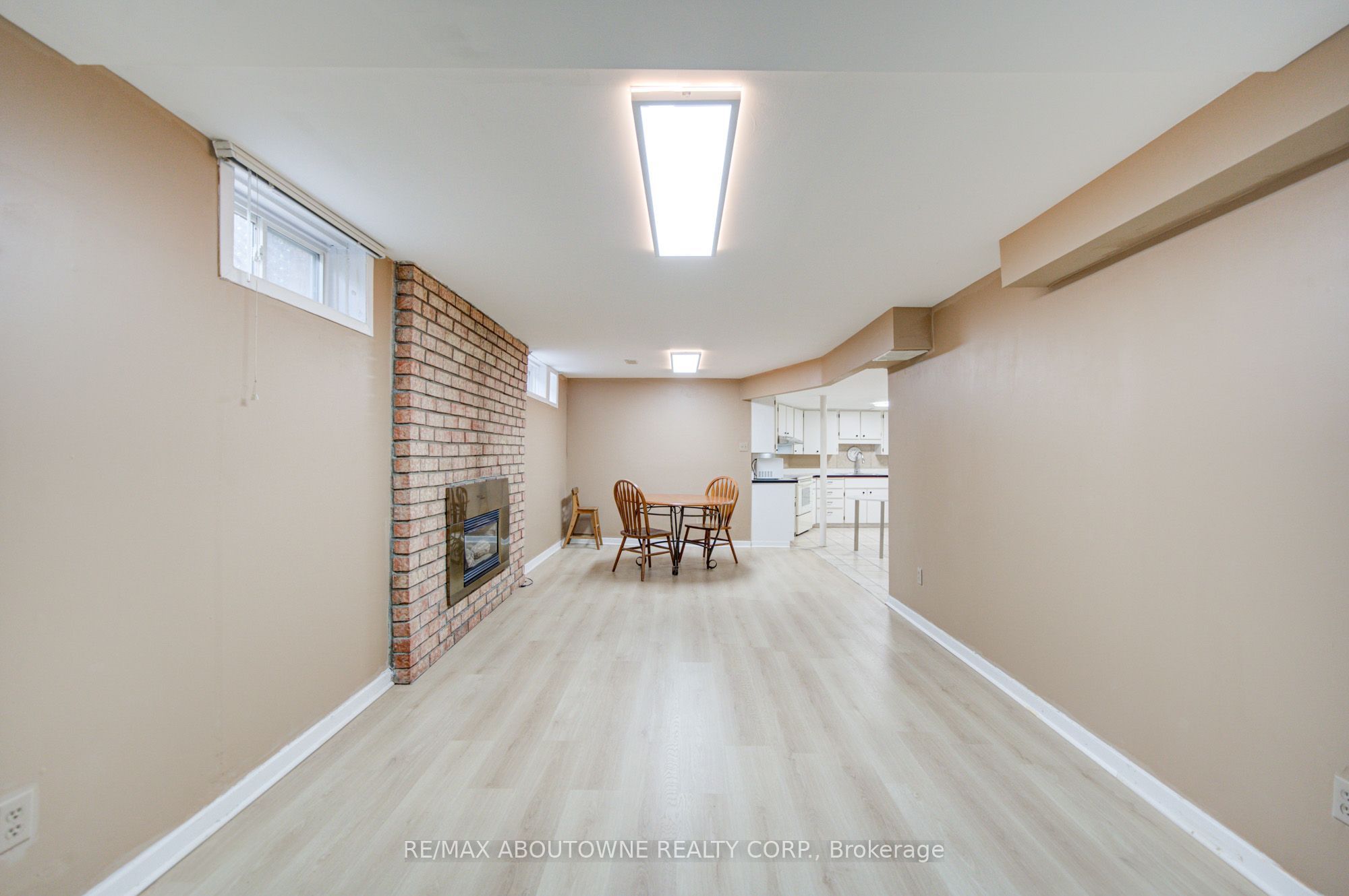 1156 Old Colony Road Lower Property Photo 6