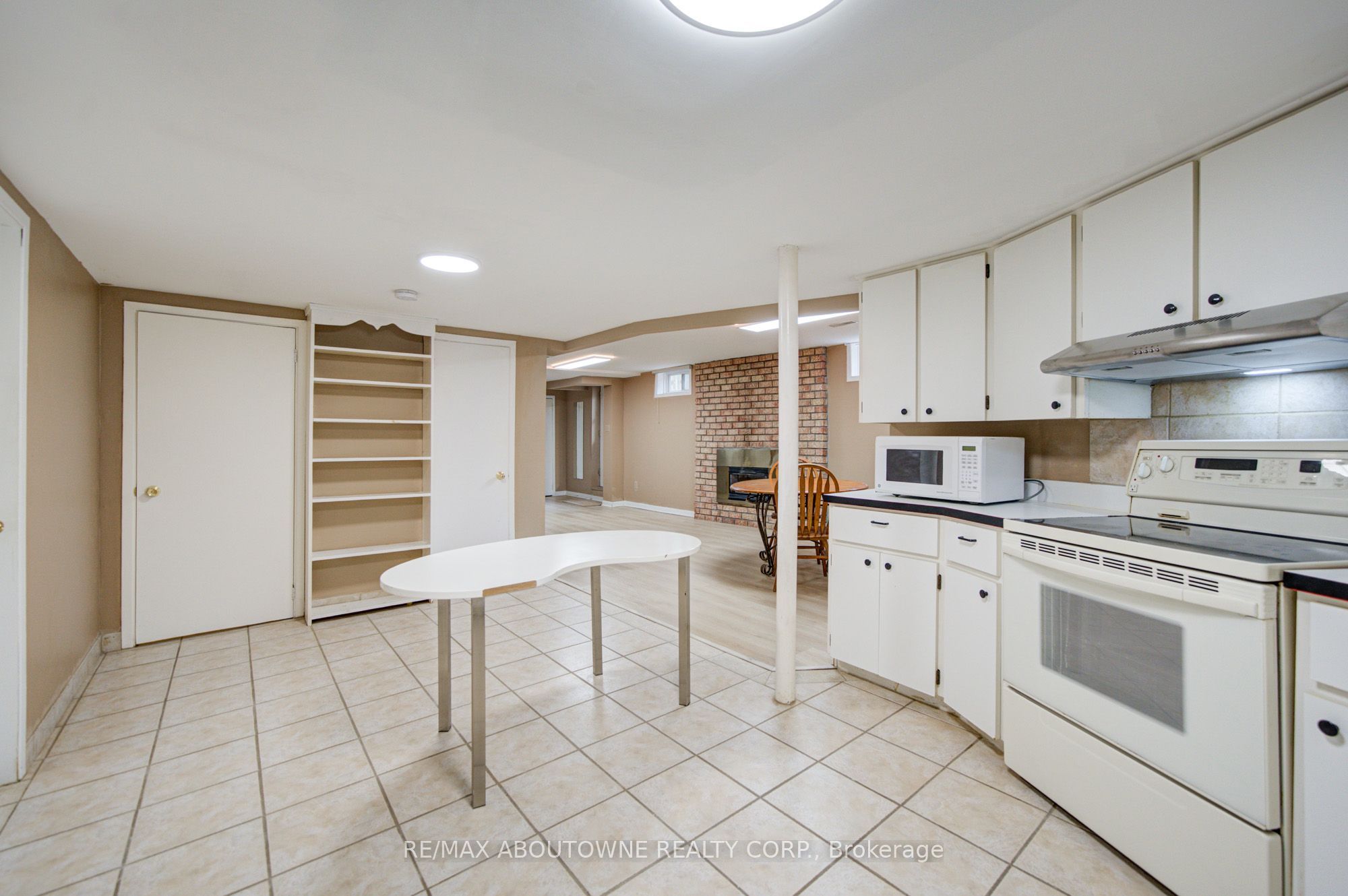 1156 Old Colony Road Lower Property Photo 19