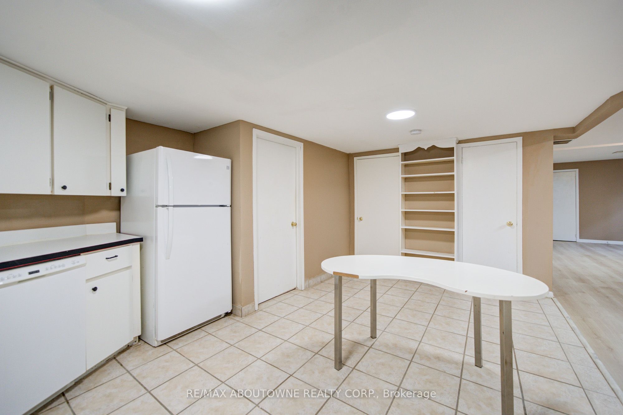 1156 Old Colony Road Lower Property Photo 20