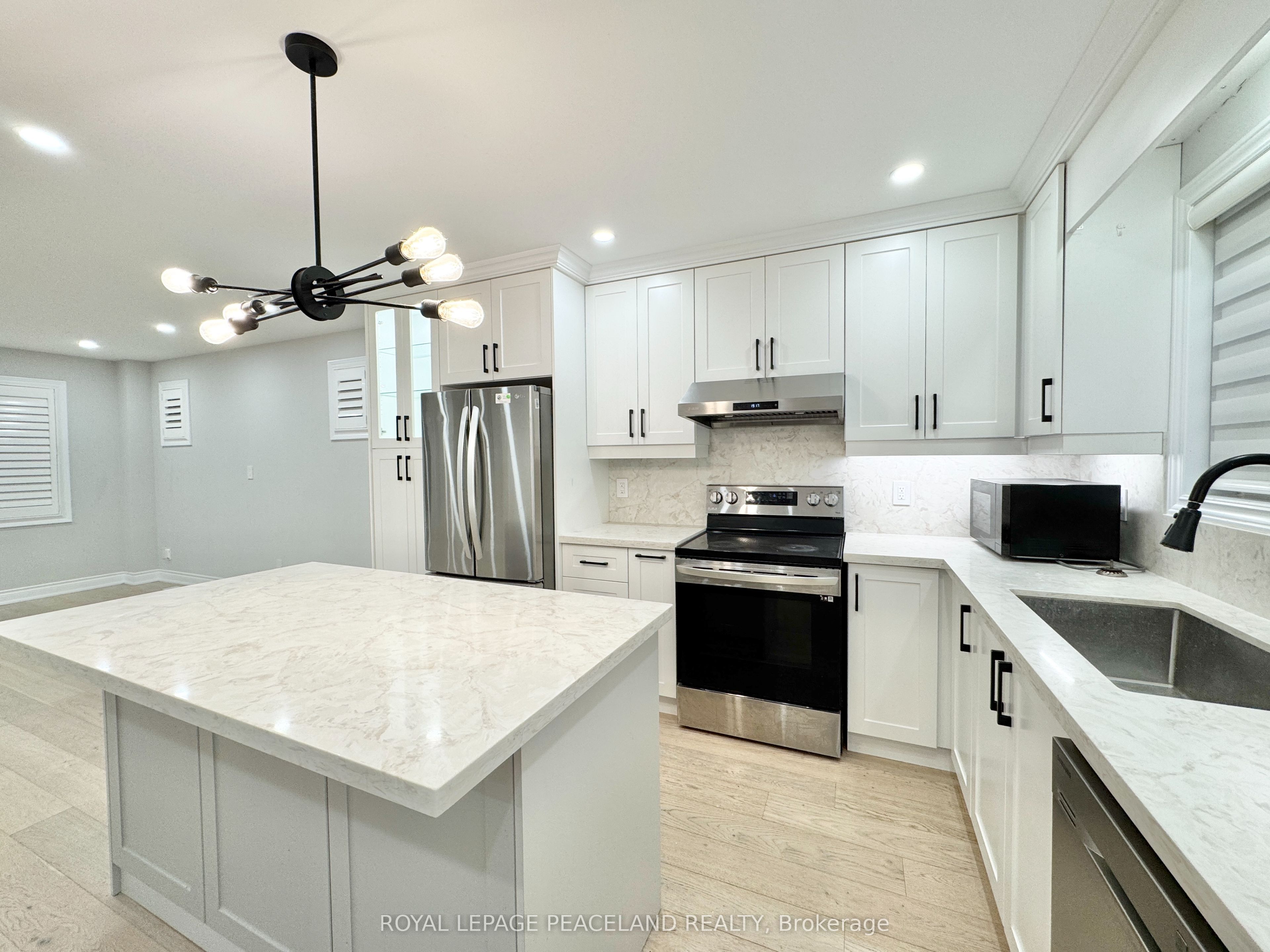 47 Chamberlain Avenue Property Photo 6