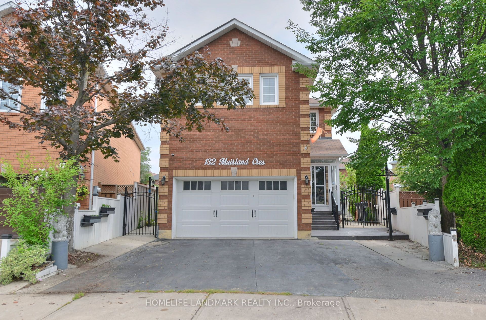 132 Muirland Crescent Property Photo 1