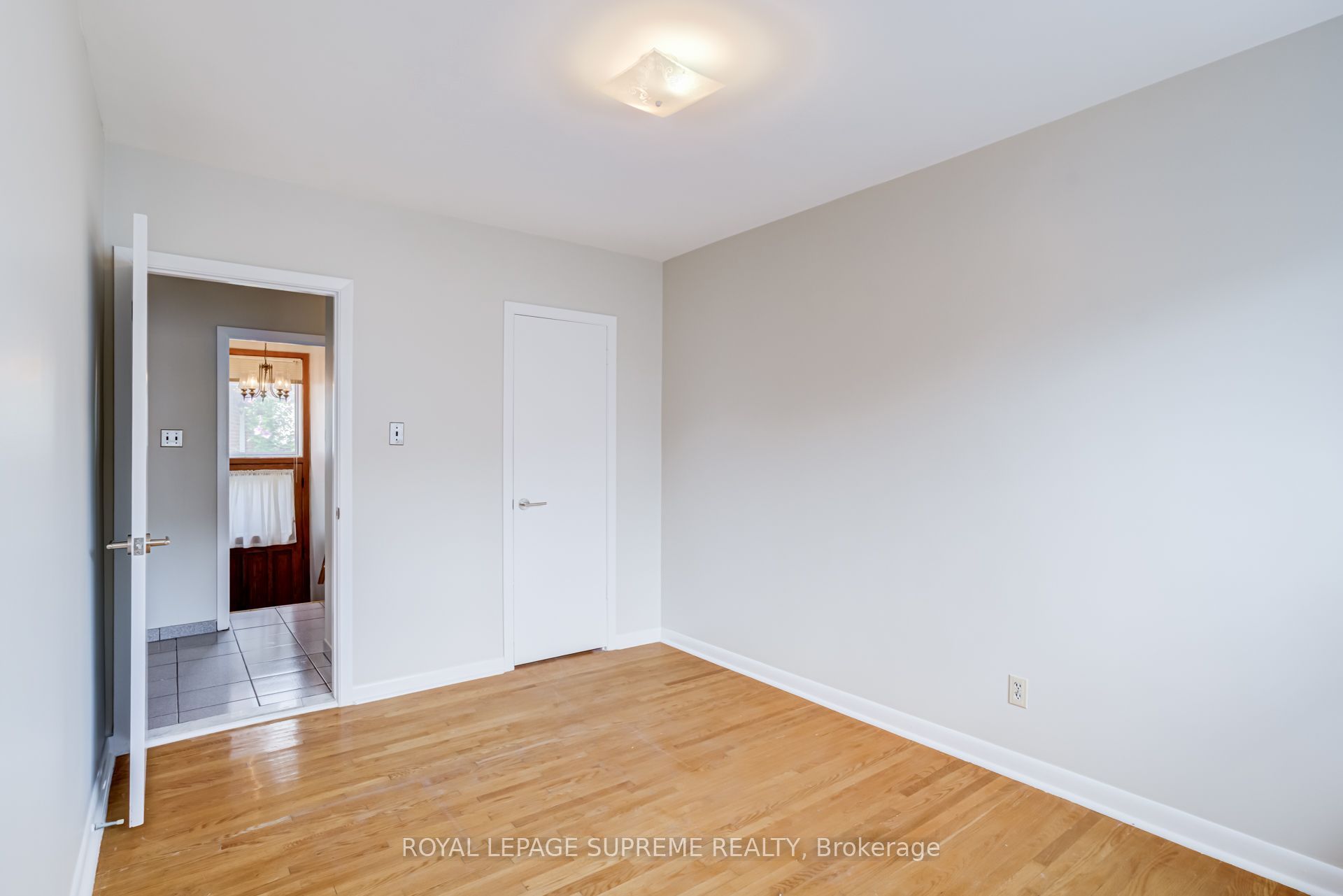 5 Paramount Court Main Property Photo 21