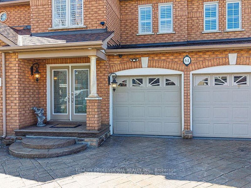 61 Woodvalley Drive Property Photo 4