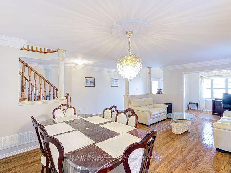 61 Woodvalley Drive Property Photo 10