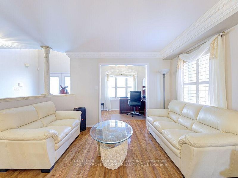 61 Woodvalley Drive Property Photo 11