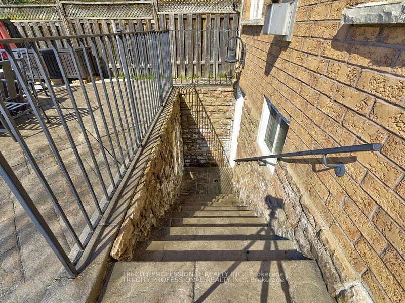 61 Woodvalley Drive Property Photo 37