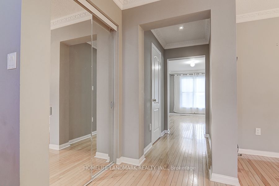 5980 Whitehorn Avenue 165 Property Photo 8