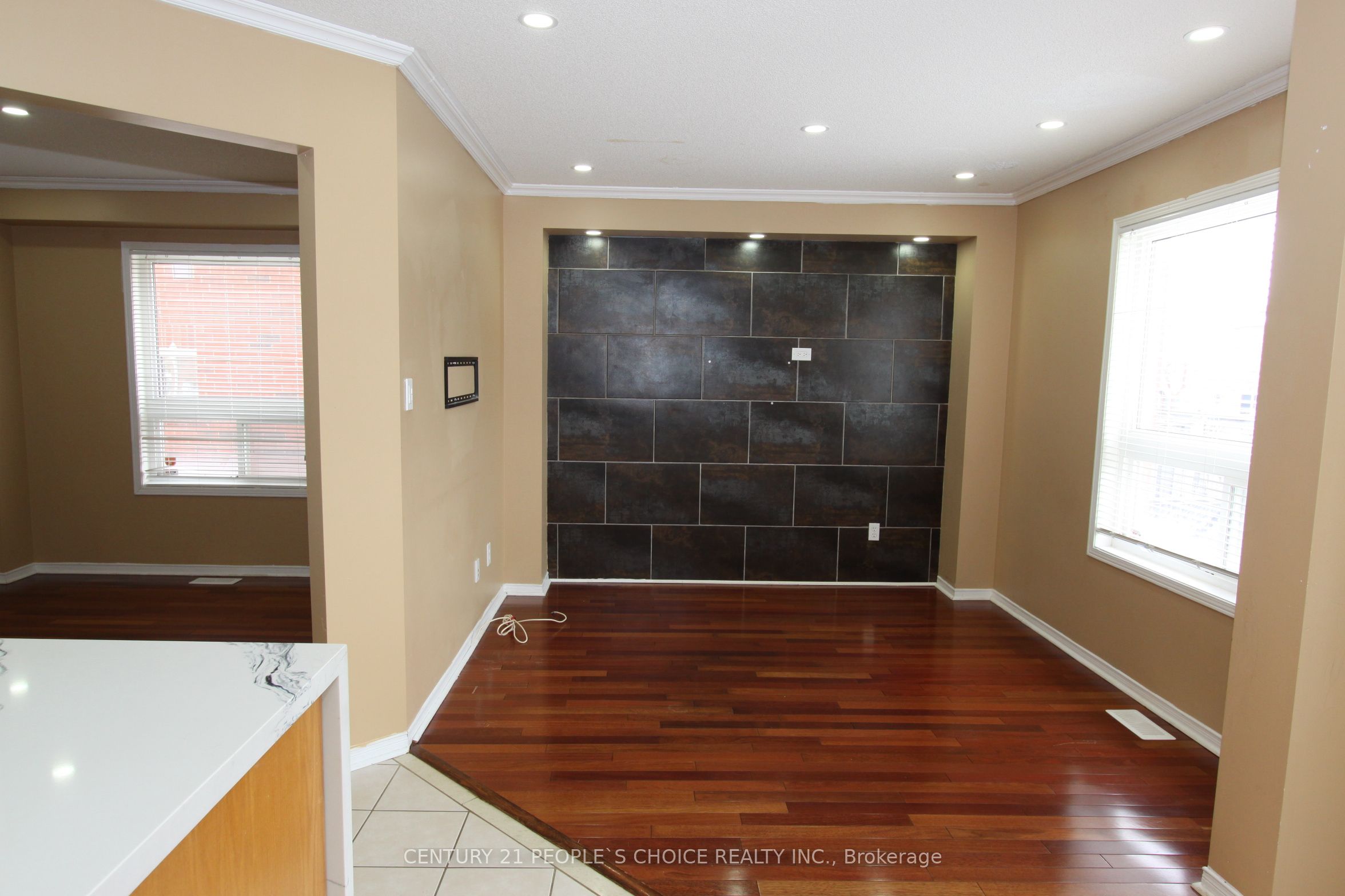 14 Thornbush Boulevard Property Photo 2