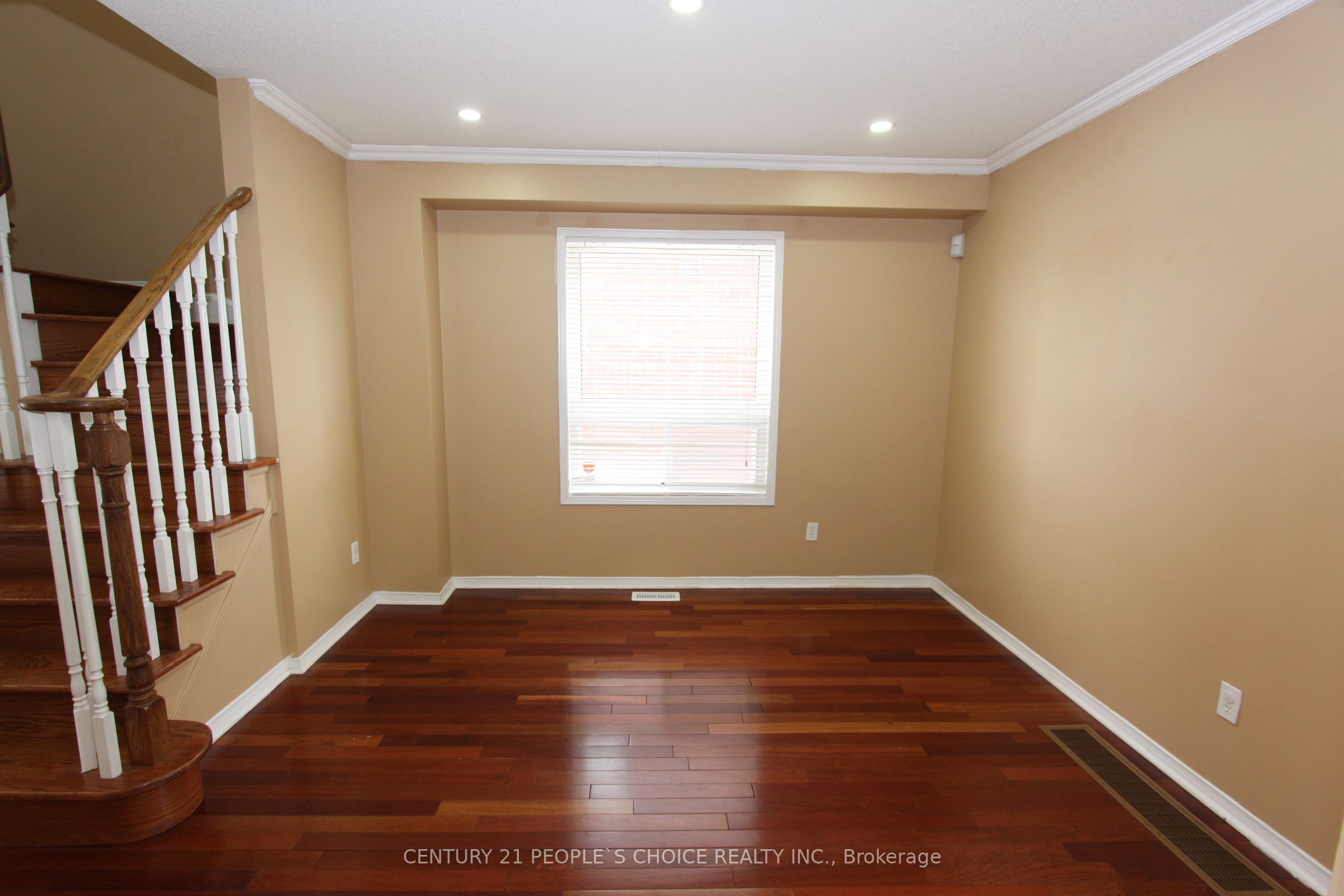 14 Thornbush Boulevard Property Photo 8