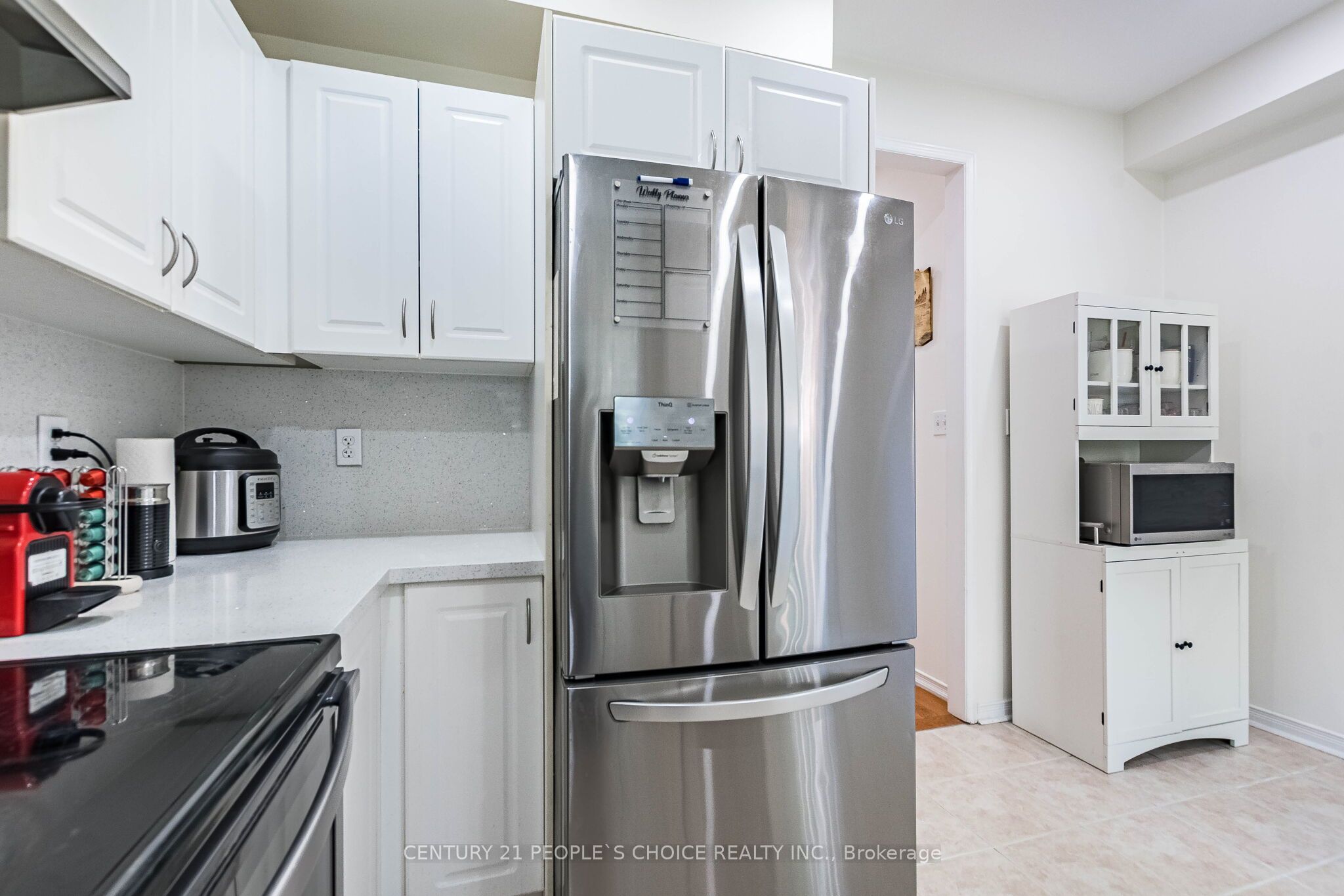 435 Hensall Circle 29 Property Photo 16