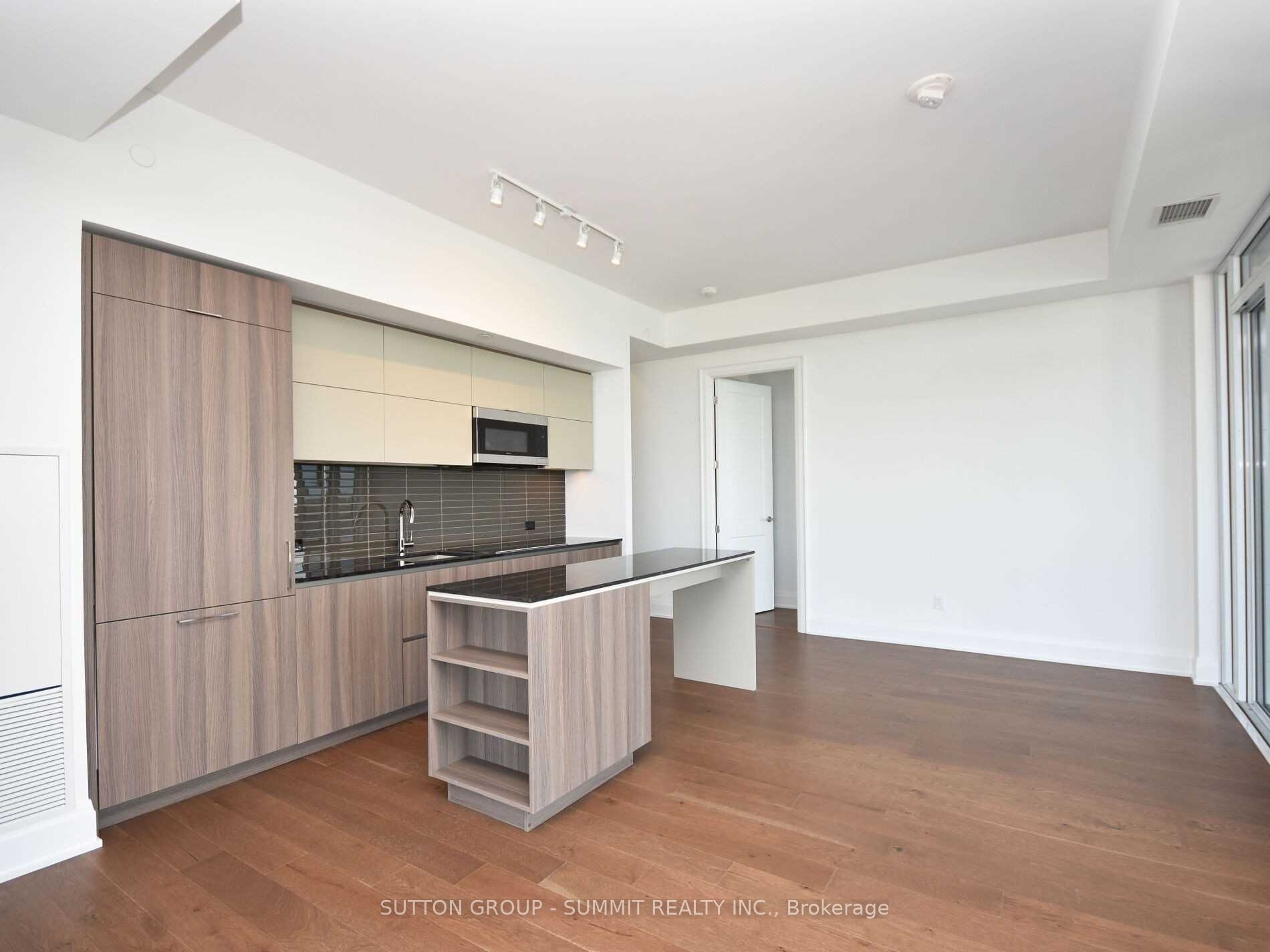 21 Park Street E 1606 Property Photo 21