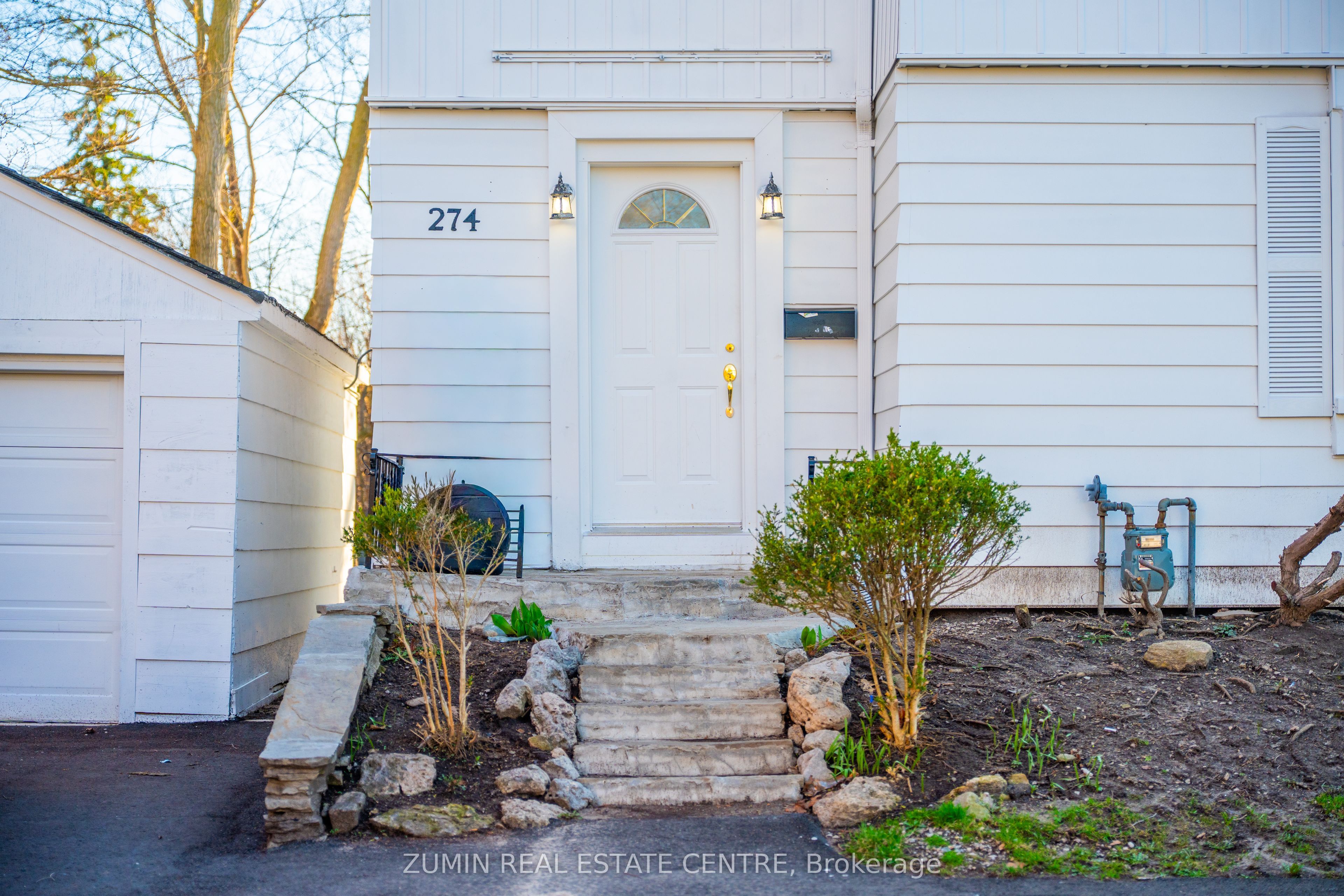 274 Reynolds Street Property Photo 2